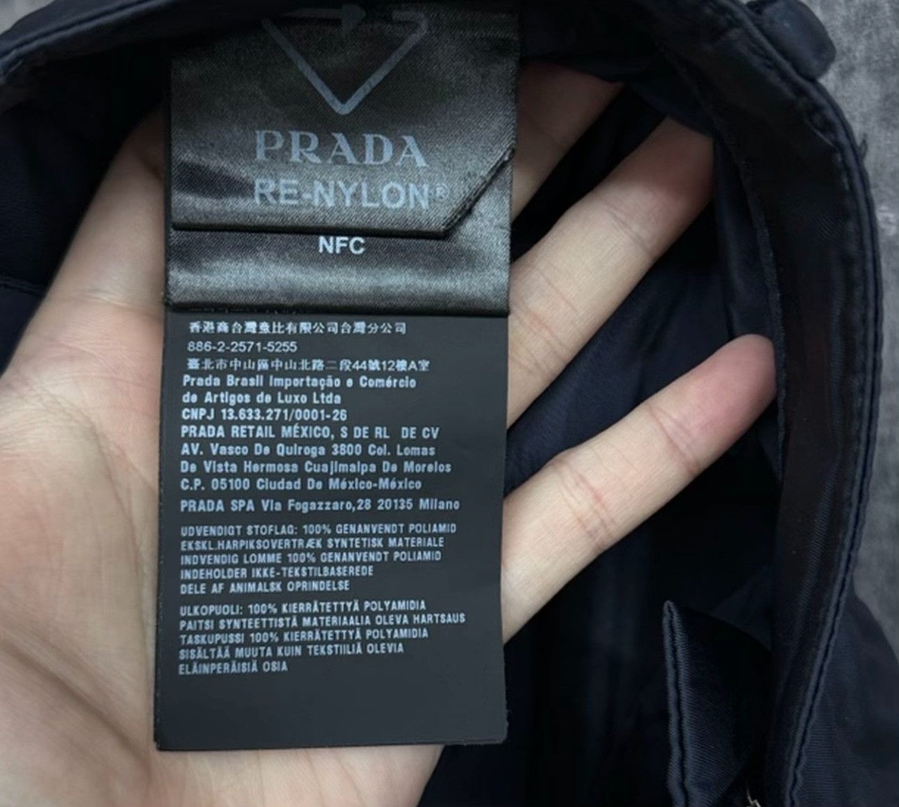 Prada Prada Navy Re-Nylon Cargo Pants Size 50 Size US 34 / EU 50 - 5 Thumbnail