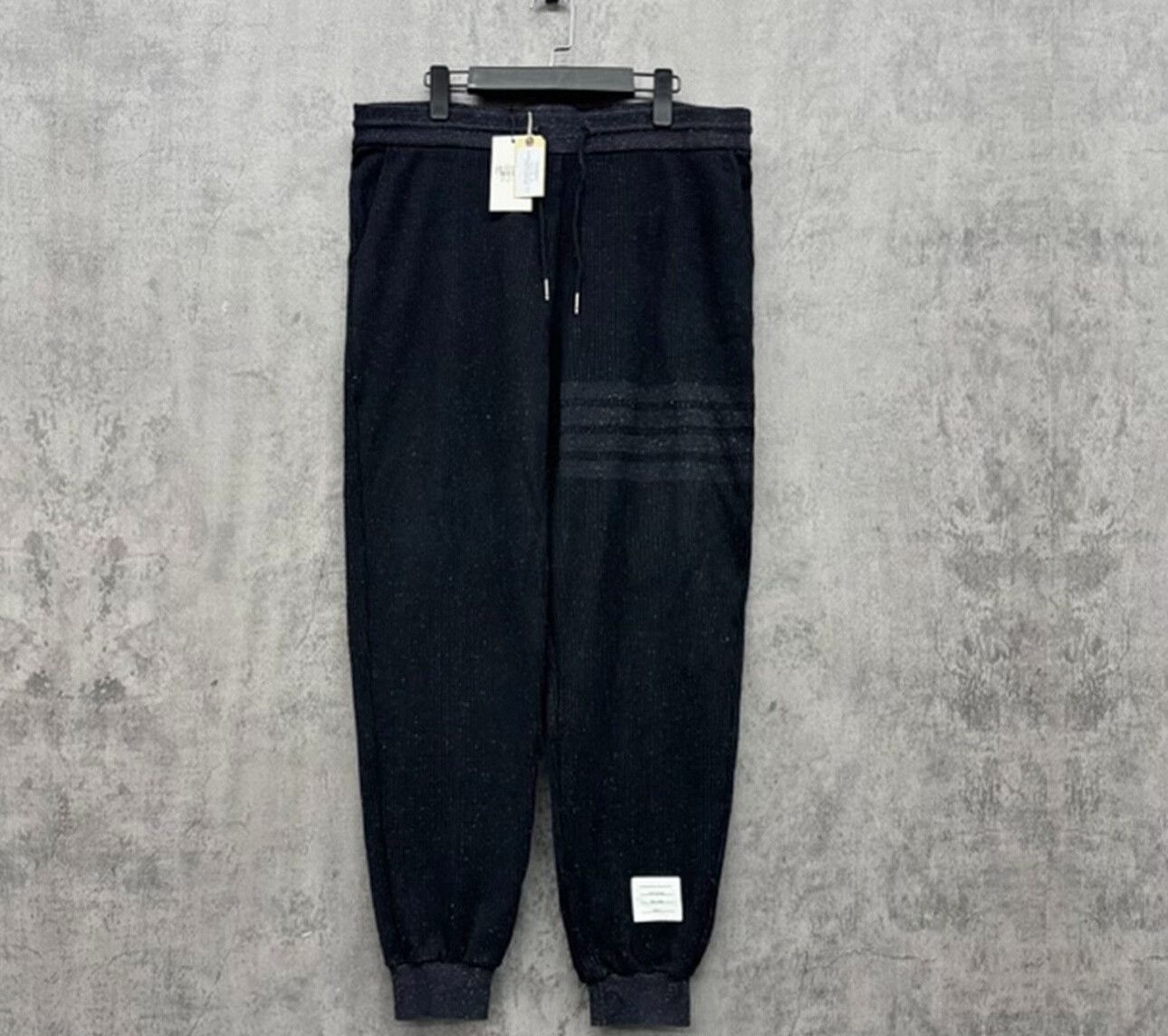 Thom Browne Thom Browne Waffle Knit Flecked Joggers Size 5 Size US 38 / EU 54 - 2 Thumbnail
