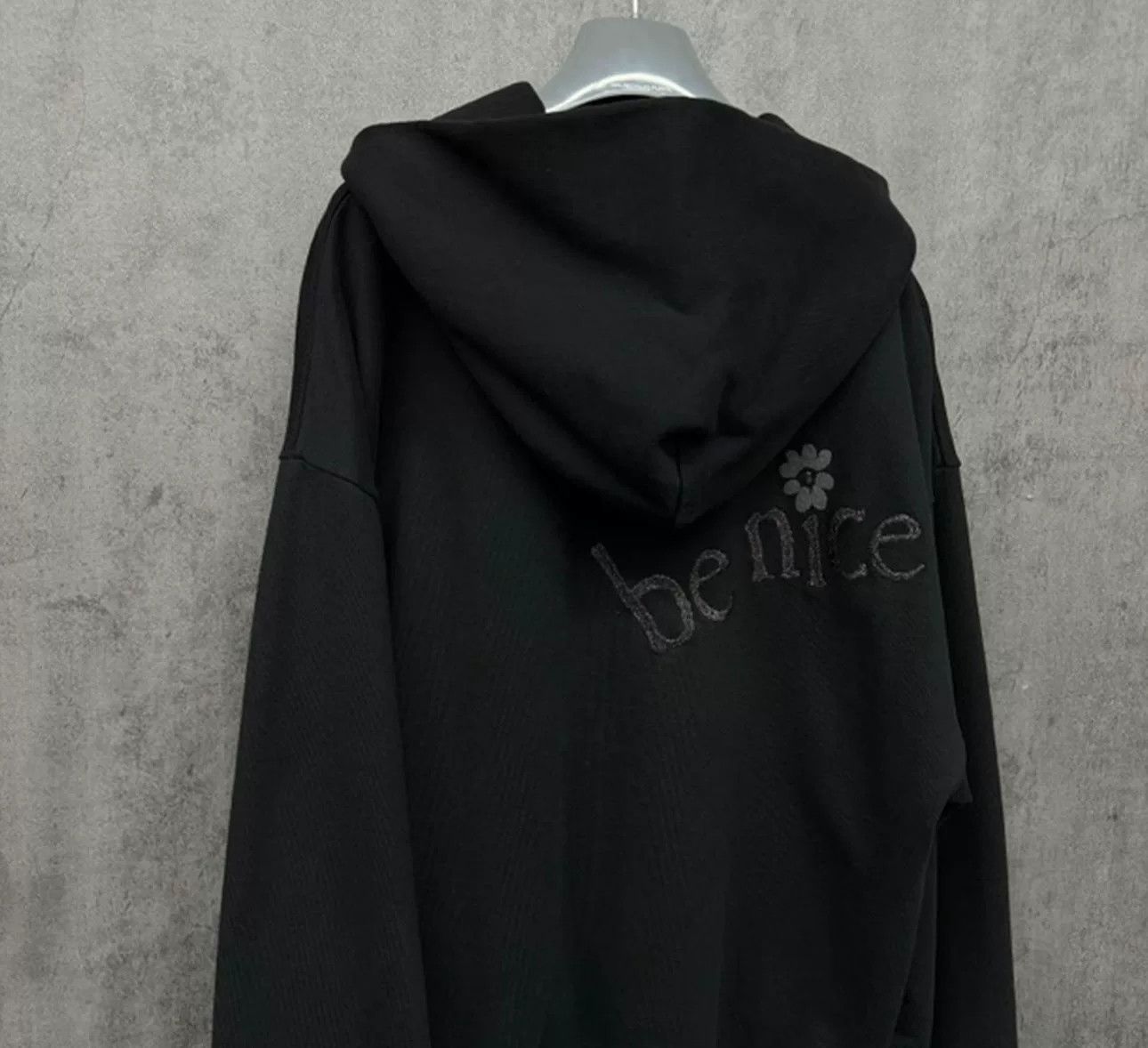Dior Dior x ERL Glitter Logo Hoodie Size M Size US M / EU 48-50 / 2 - 4 Thumbnail