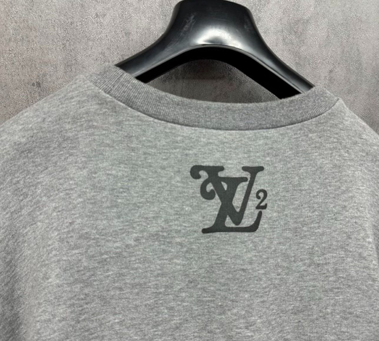 Louis Vuitton Louis Vuitton LV2 Logo Print Sweatshirt XXL Size US XXL / EU 58 / 5 - 4 Thumbnail