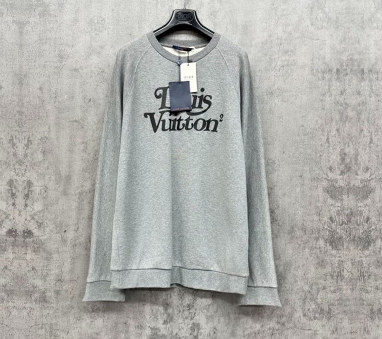 Louis Vuitton Louis Vuitton LV2 Logo Print Sweatshirt XXL Size US XXL / EU 58 / 5 - 2 Thumbnail