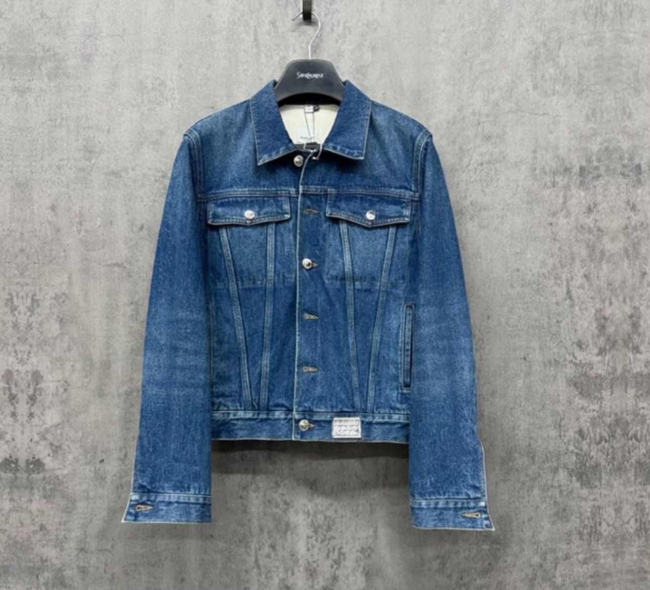 Burberry Burberry Shenzhen Metal Patch Denim Jacket 48 Size US M / EU 48-50 / 2 - 2 Thumbnail