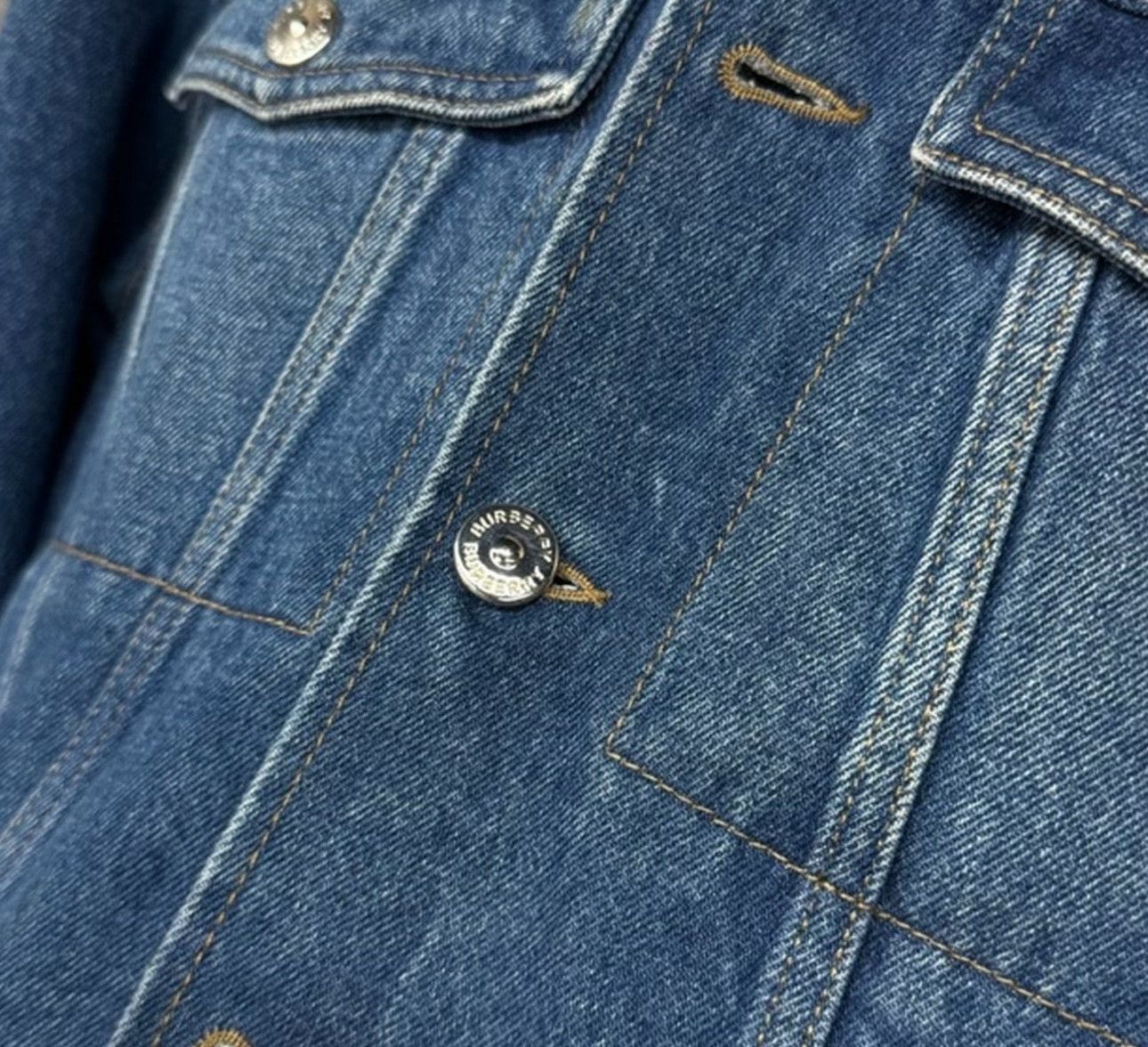 Burberry Burberry Shenzhen Metal Patch Denim Jacket 48 Size US M / EU 48-50 / 2 - 4 Thumbnail