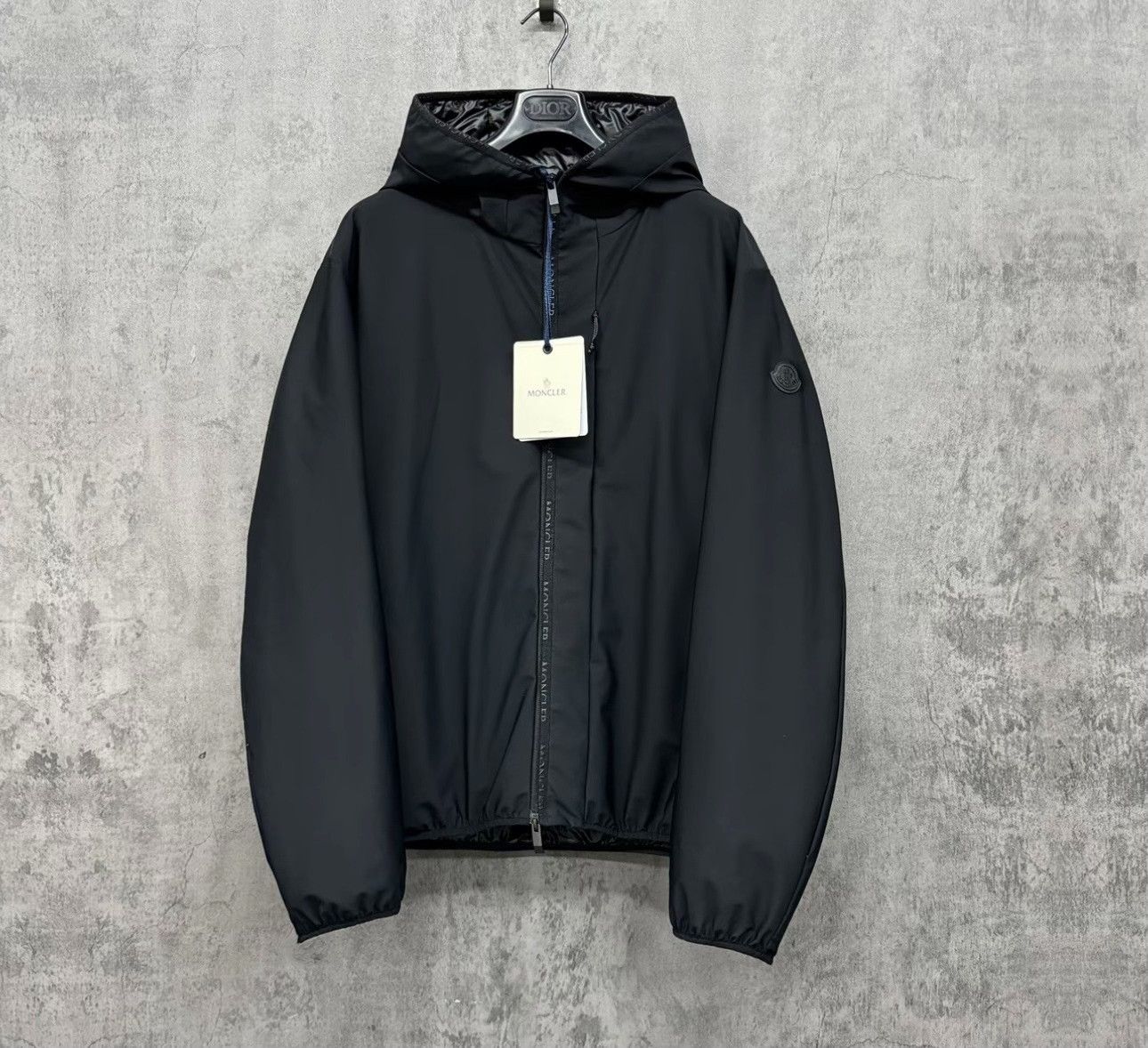 Moncler Moncler Logo Patch Hooded Down Jacket Size 3 Size US L / EU 52-54 / 3 - 2 Thumbnail