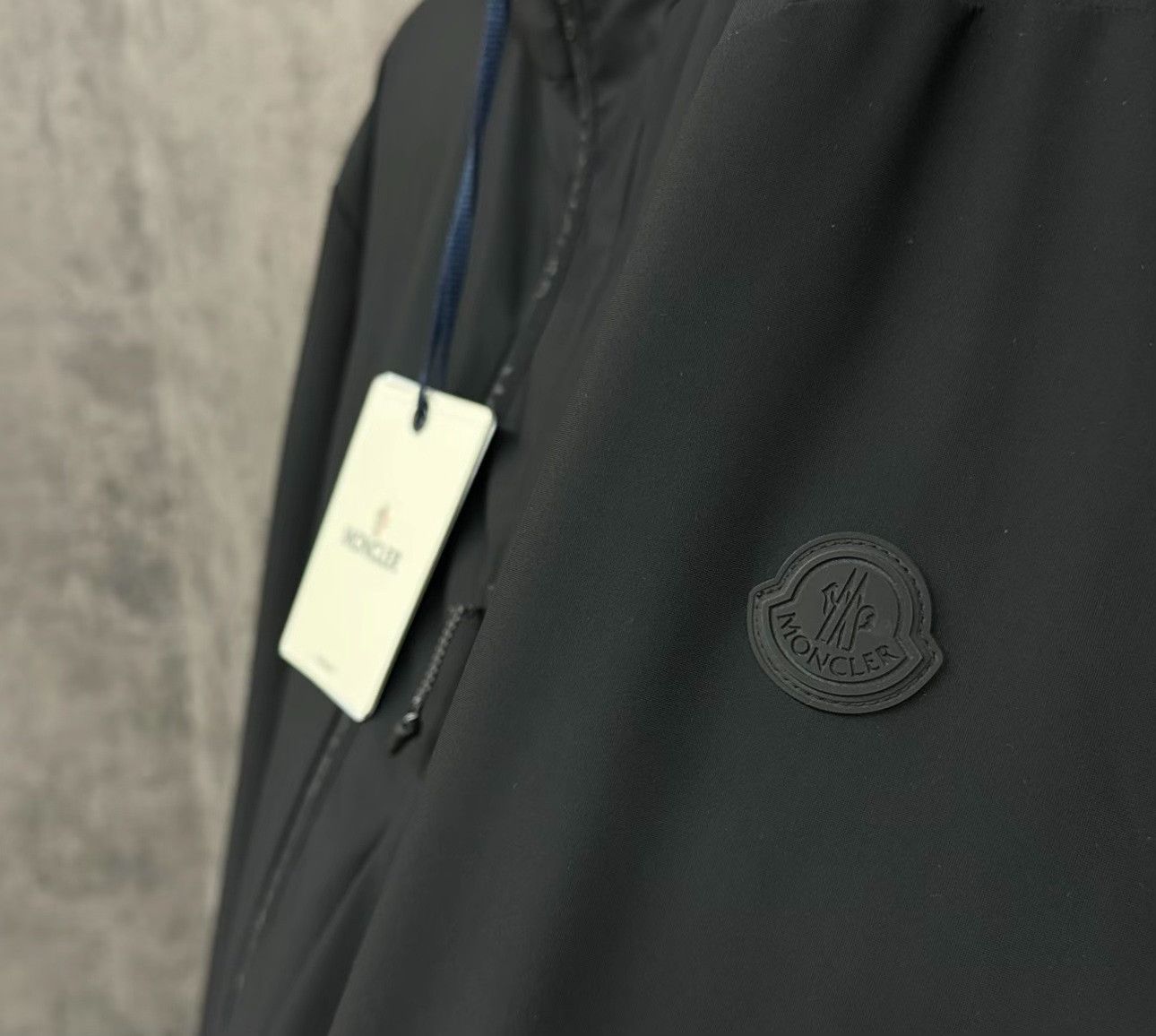 Moncler Moncler Logo Patch Hooded Down Jacket Size 3 Size US L / EU 52-54 / 3 - 4 Thumbnail