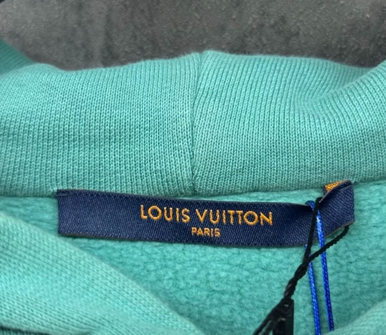Louis Vuitton Louis Vuitton Safety Pin Logo Hoodie US S Size US S / EU 44-46 / 1 - 4 Thumbnail
