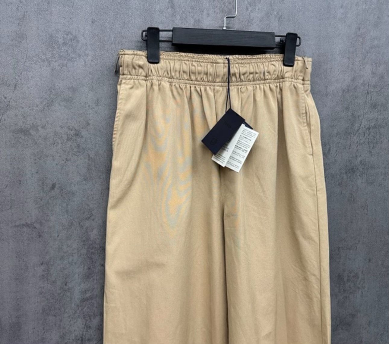 Prada Prada Triangle Logo Casual Pants Size 36 Size US 36 / EU 52 - 4 Thumbnail