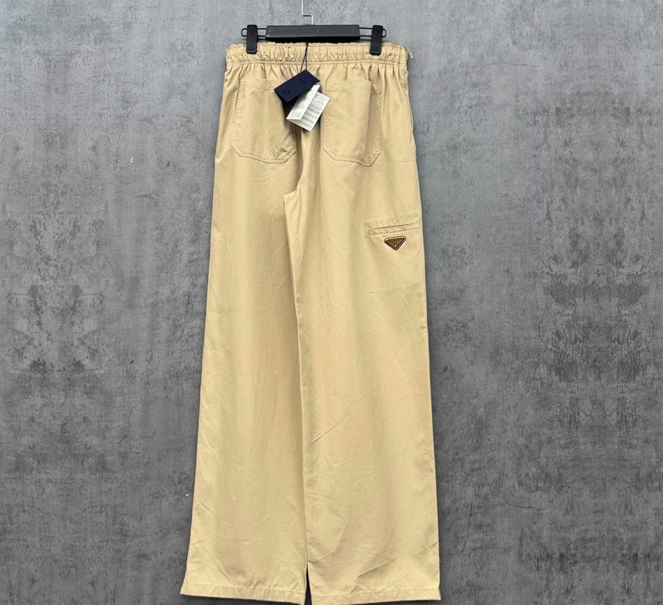 Prada Prada Triangle Logo Casual Pants Size 36 Size US 36 / EU 52 - 2 Thumbnail
