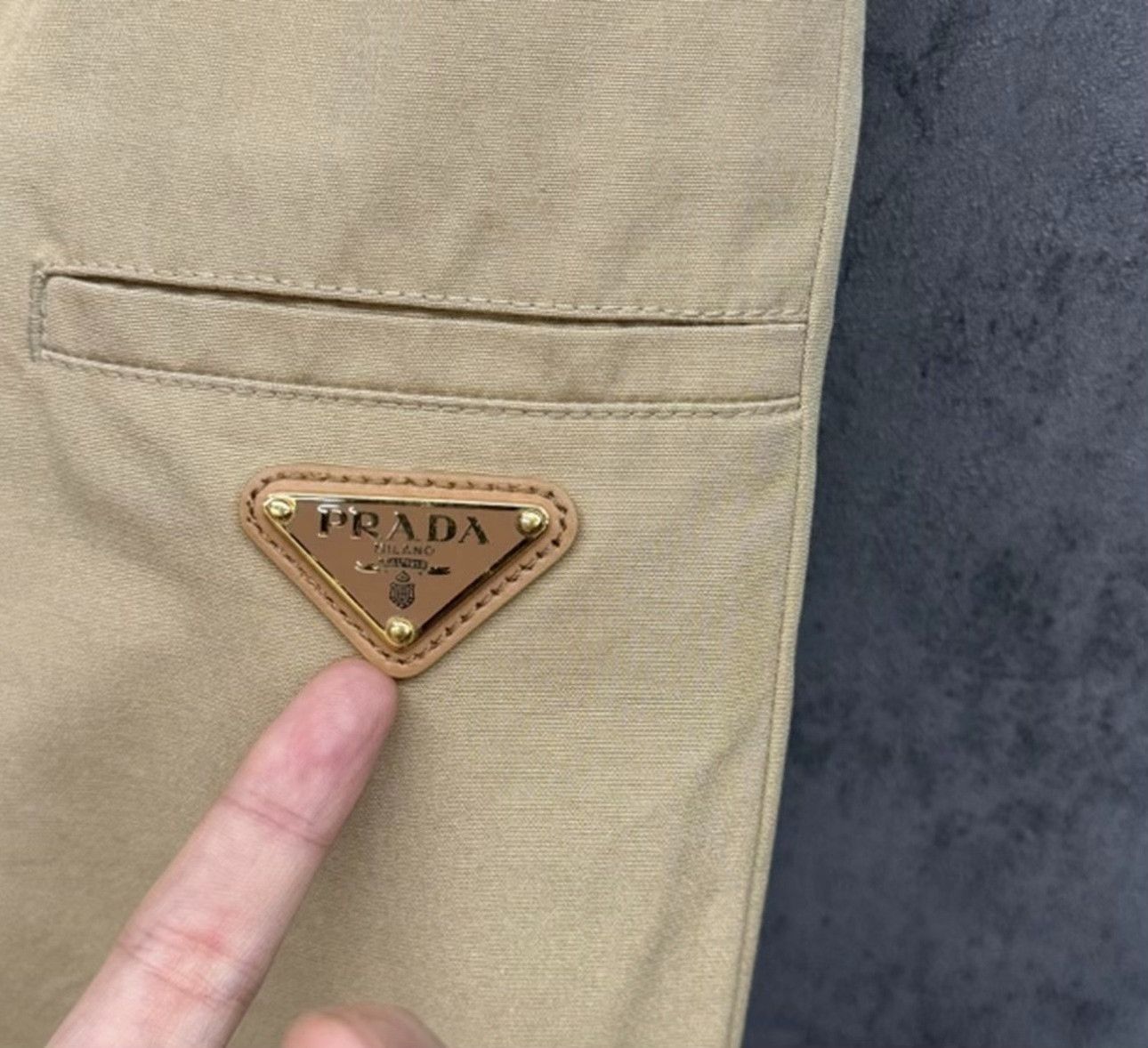 Prada Prada Triangle Logo Casual Pants Size 36 Size US 36 / EU 52 - 3 Thumbnail
