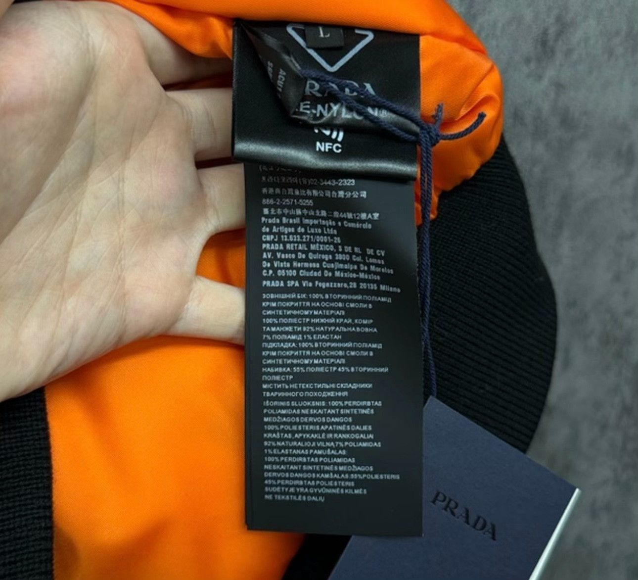 Prada Prada Re-Nylon Triangle Logo Bomber Jacket L Size US L / EU 52-54 / 3 - 5 Thumbnail