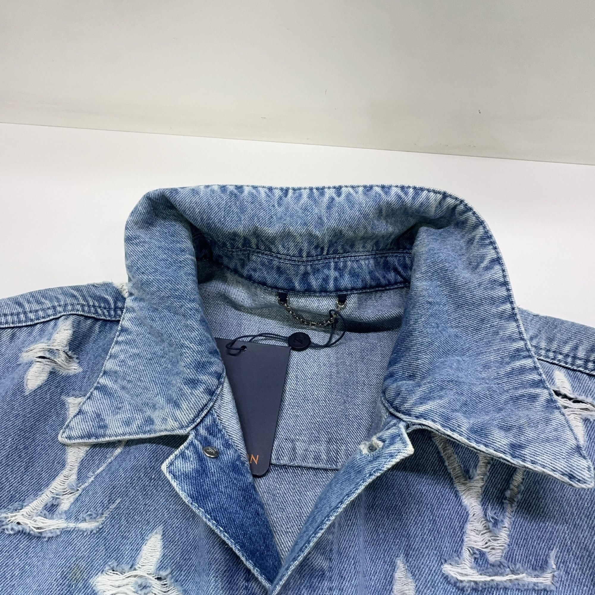 Louis Vuitton Louis Vuitton Monogram Distressed Denim Jacket 54 Size US L / EU 52-54 / 3 - 6 Thumbnail