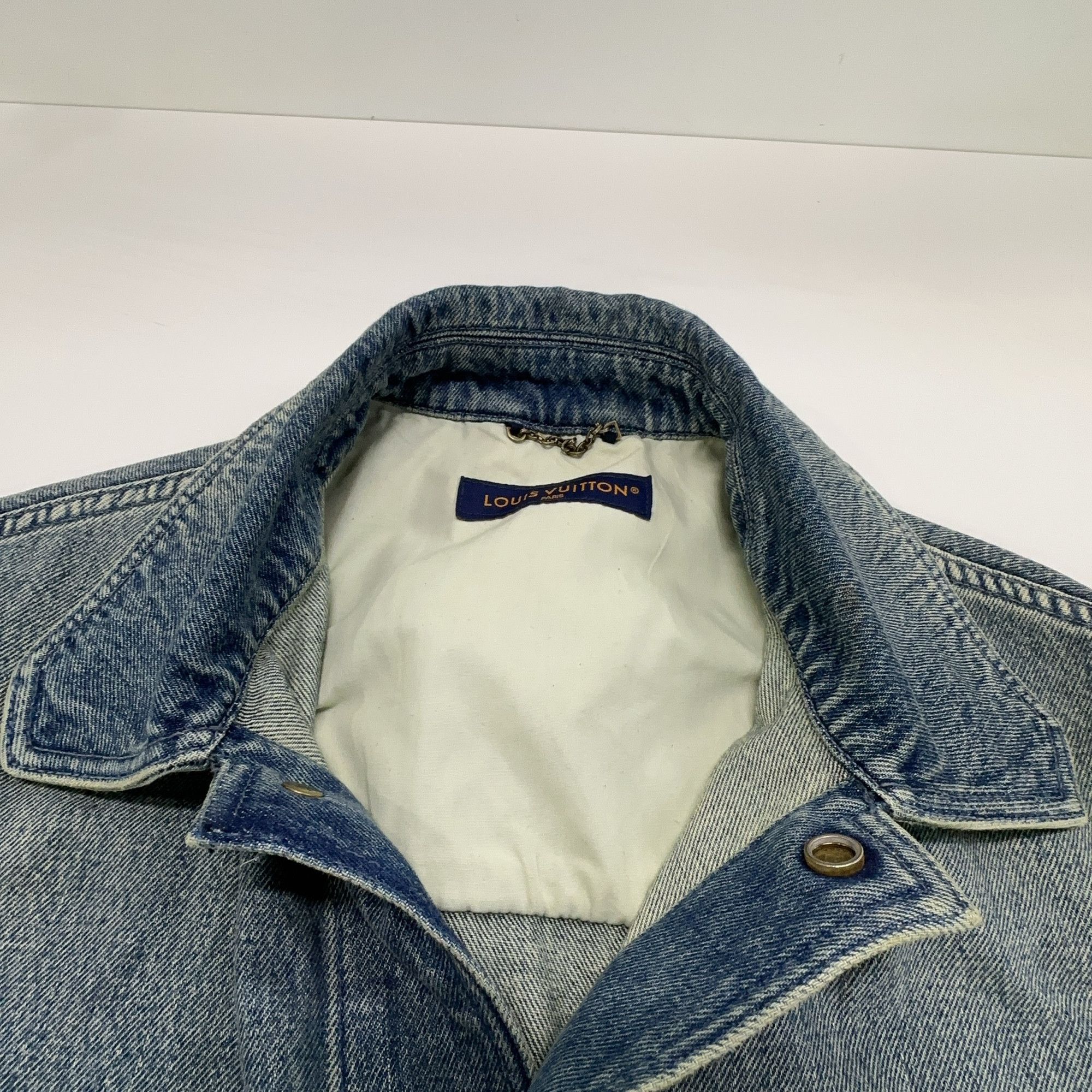 Louis Vuitton Louis Vuitton Monogram Denim Short Sleeve Shirt M Size US M / EU 48-50 / 2 - 5 Thumbnail