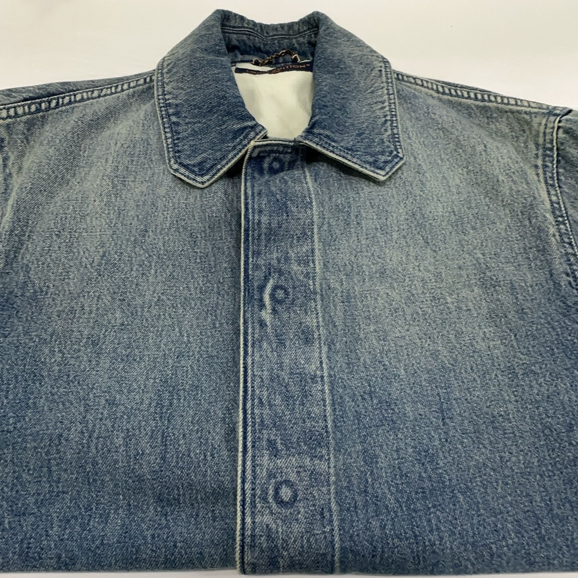 Louis Vuitton Louis Vuitton Monogram Denim Short Sleeve Shirt M Size US M / EU 48-50 / 2 - 6 Thumbnail