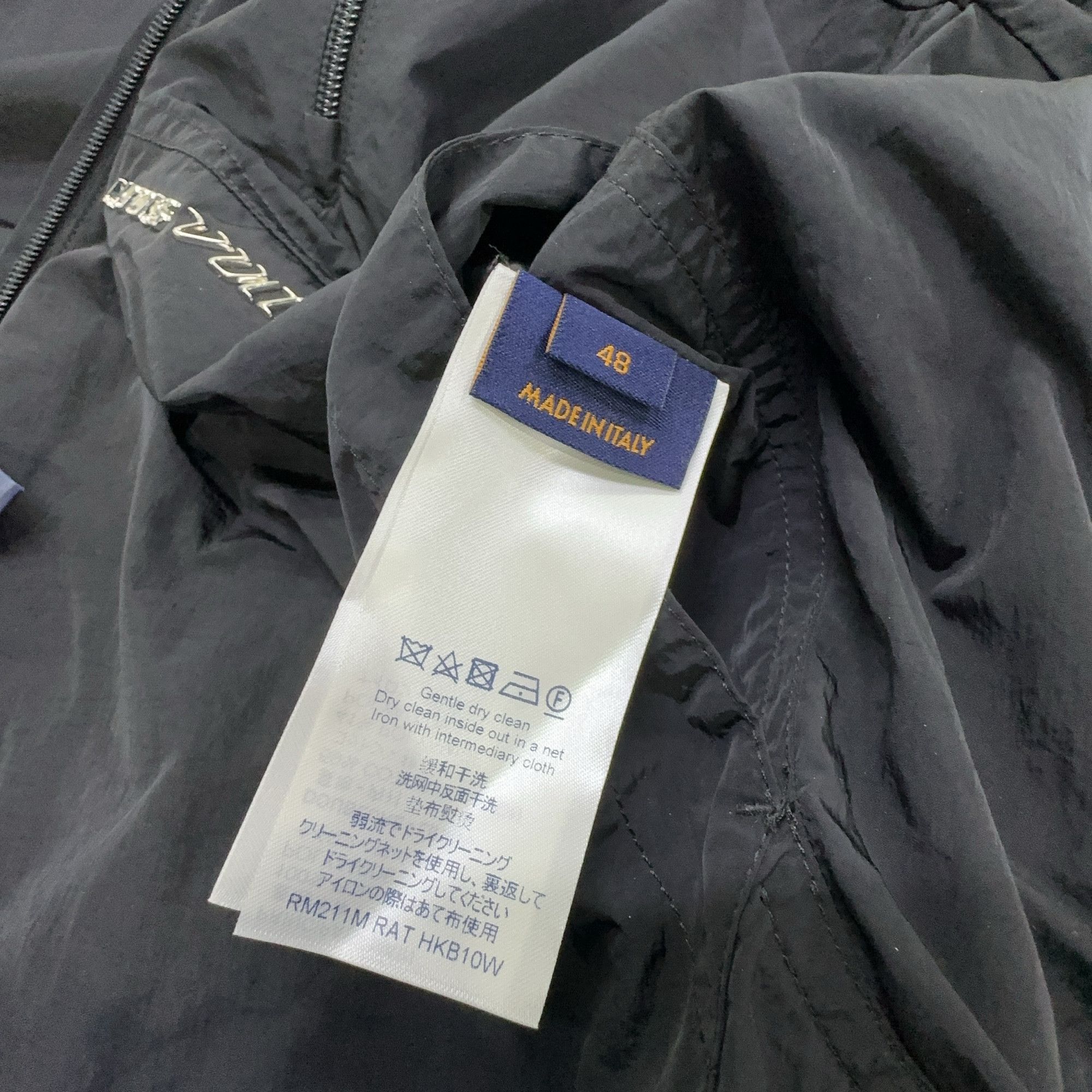 Louis Vuitton Louis Vuitton 2054 Technical Hooded Windbreaker 48 Size US M / EU 48-50 / 2 - 3 Thumbnail