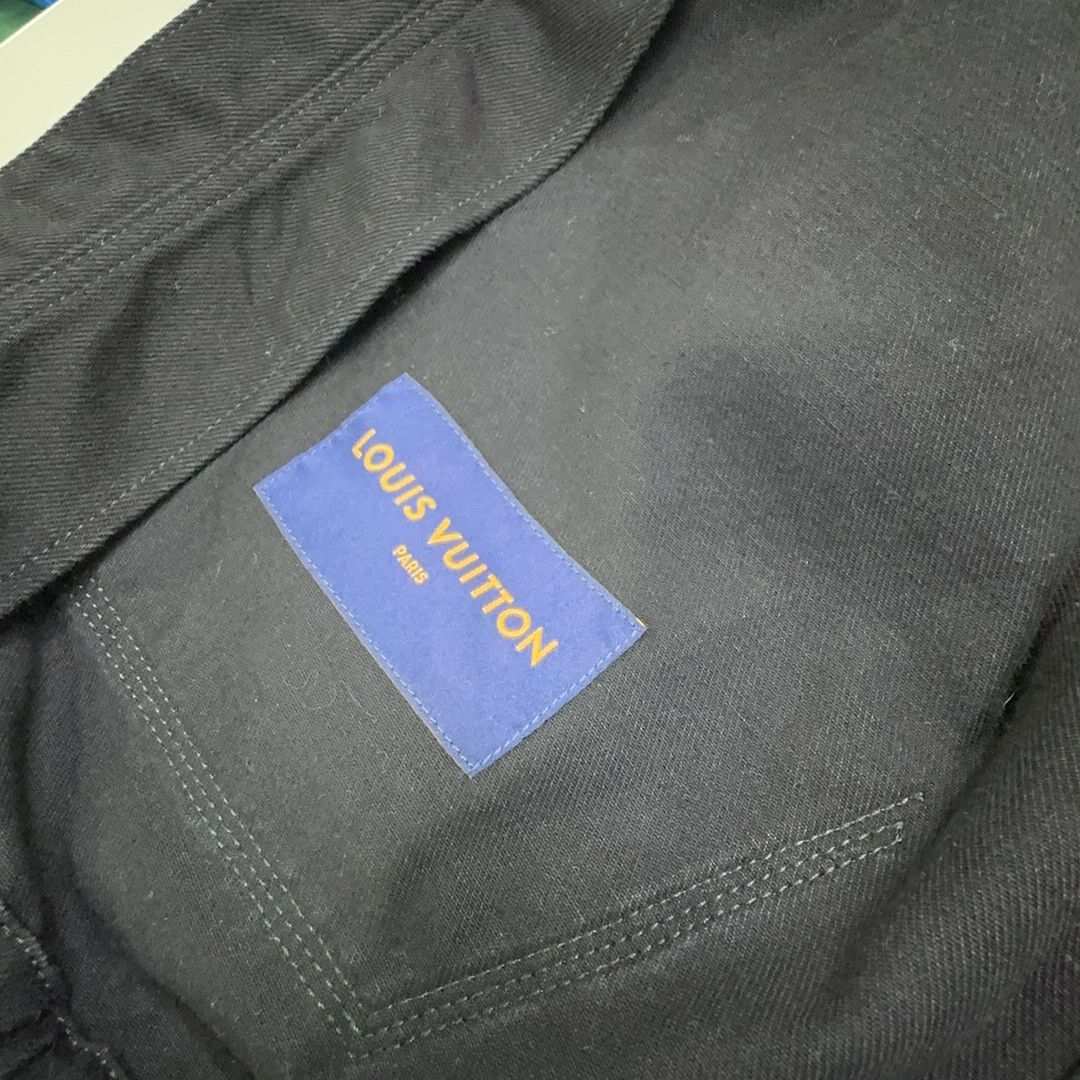 Louis Vuitton Louis Vuitton Monogram Embossed Denim Hoodie Size 52 Size US L / EU 52-54 / 3 - 3 Thumbnail