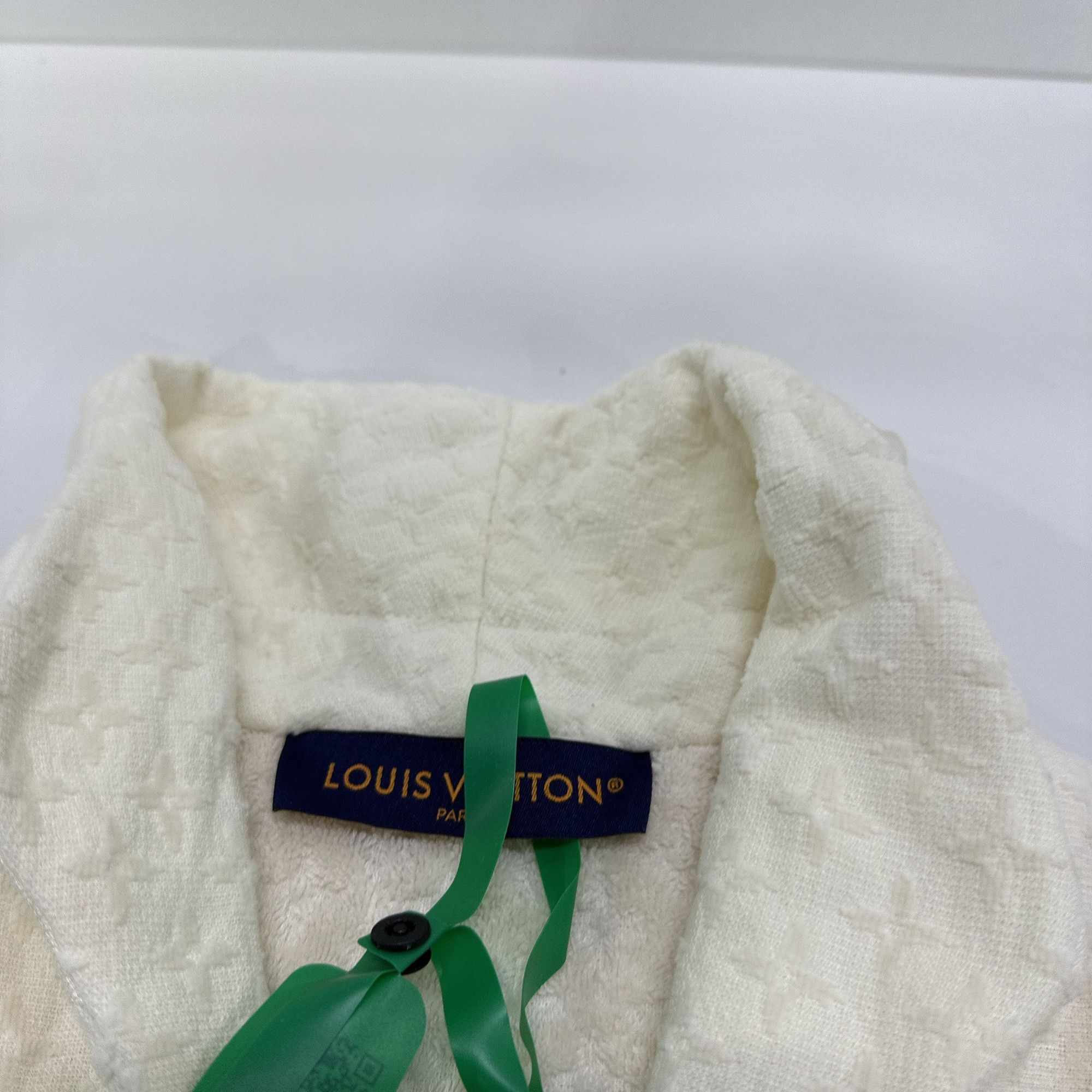 Louis Vuitton Louis Vuitton Terry Monogram Button Up Shirt US L Size US L / EU 52-54 / 3 - 3 Thumbnail