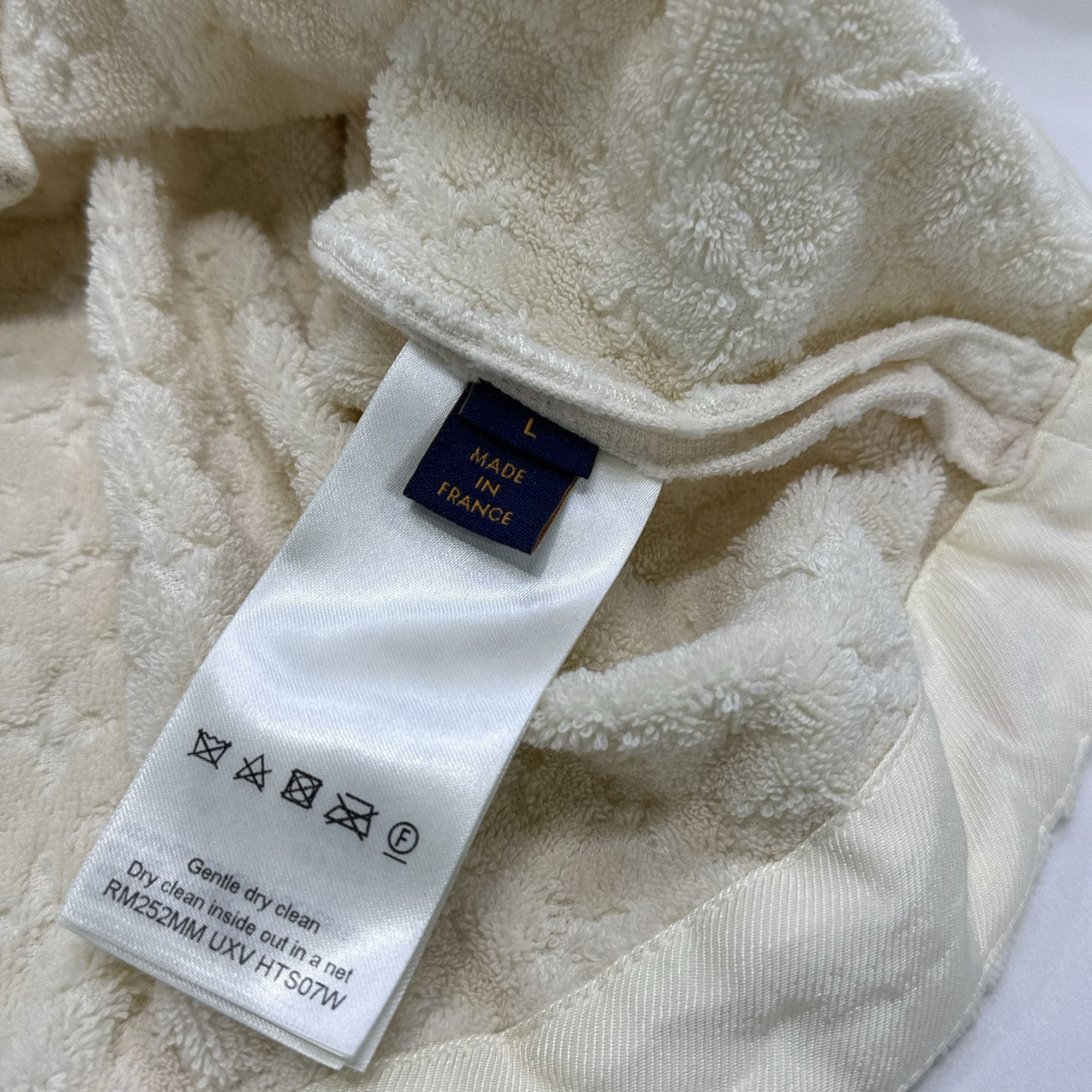 Louis Vuitton Louis Vuitton Terry Monogram Button Up Shirt US L Size US L / EU 52-54 / 3 - 4 Thumbnail