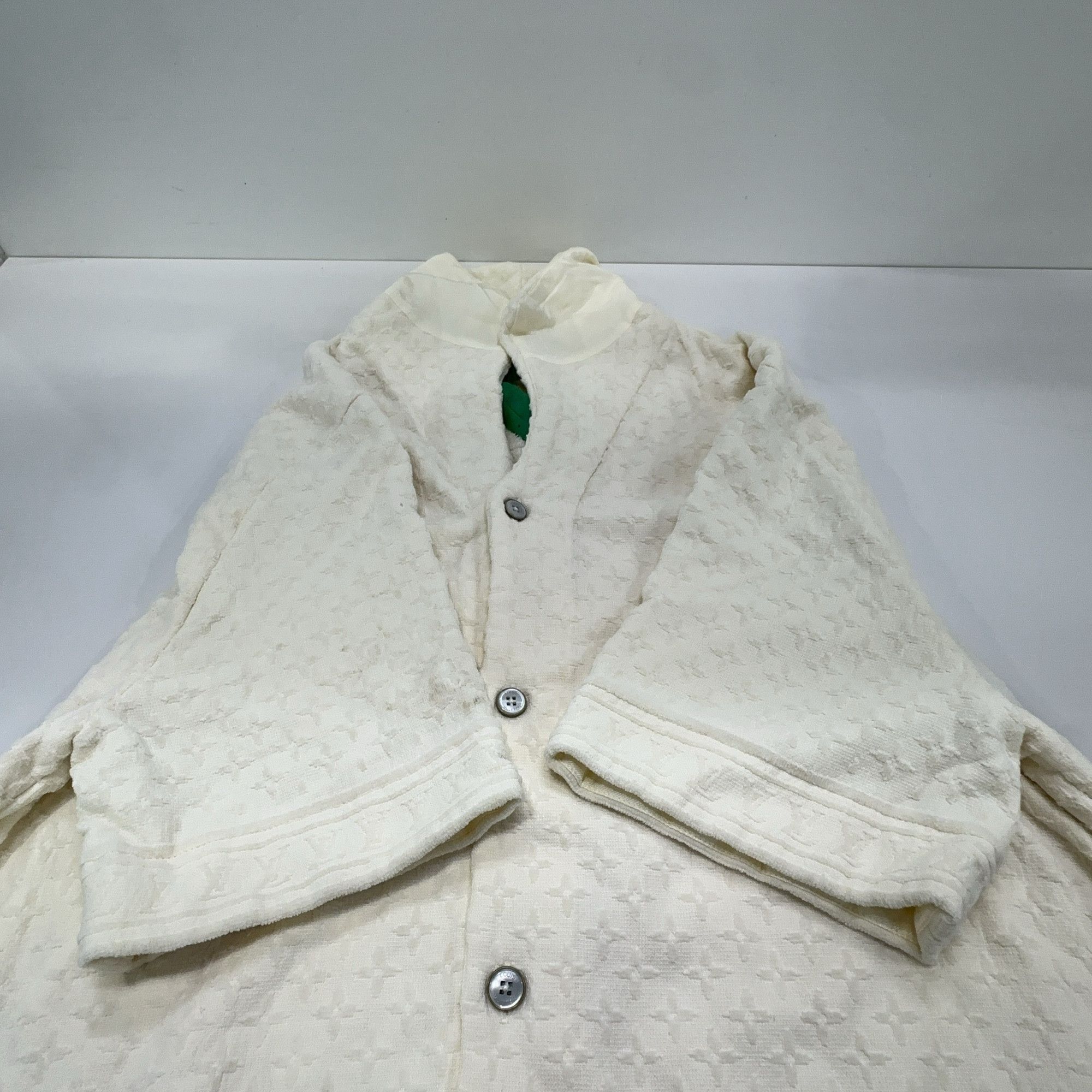 Louis Vuitton Louis Vuitton Terry Monogram Button Up Shirt US L Size US L / EU 52-54 / 3 - 5 Thumbnail