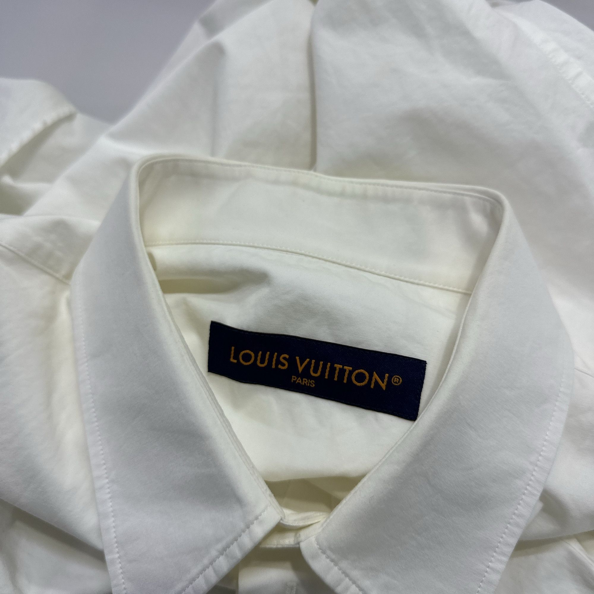 Louis Vuitton Louis Vuitton Solid Long Sleeve Shirt White L Size US L / EU 52-54 / 3 - 3 Thumbnail