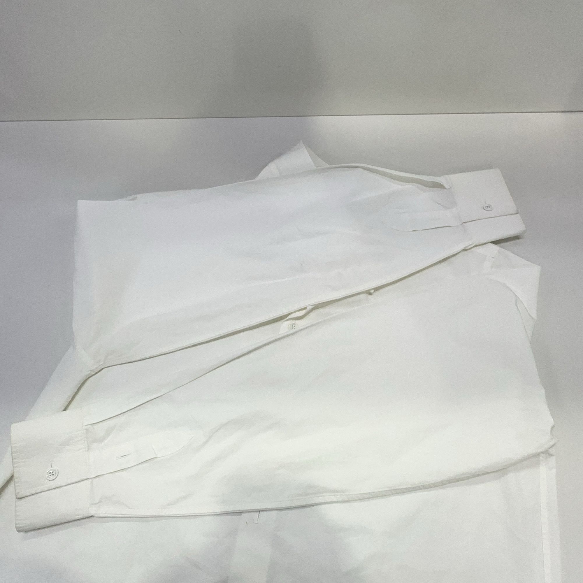 Louis Vuitton Louis Vuitton Solid Long Sleeve Shirt White L Size US L / EU 52-54 / 3 - 9 Thumbnail