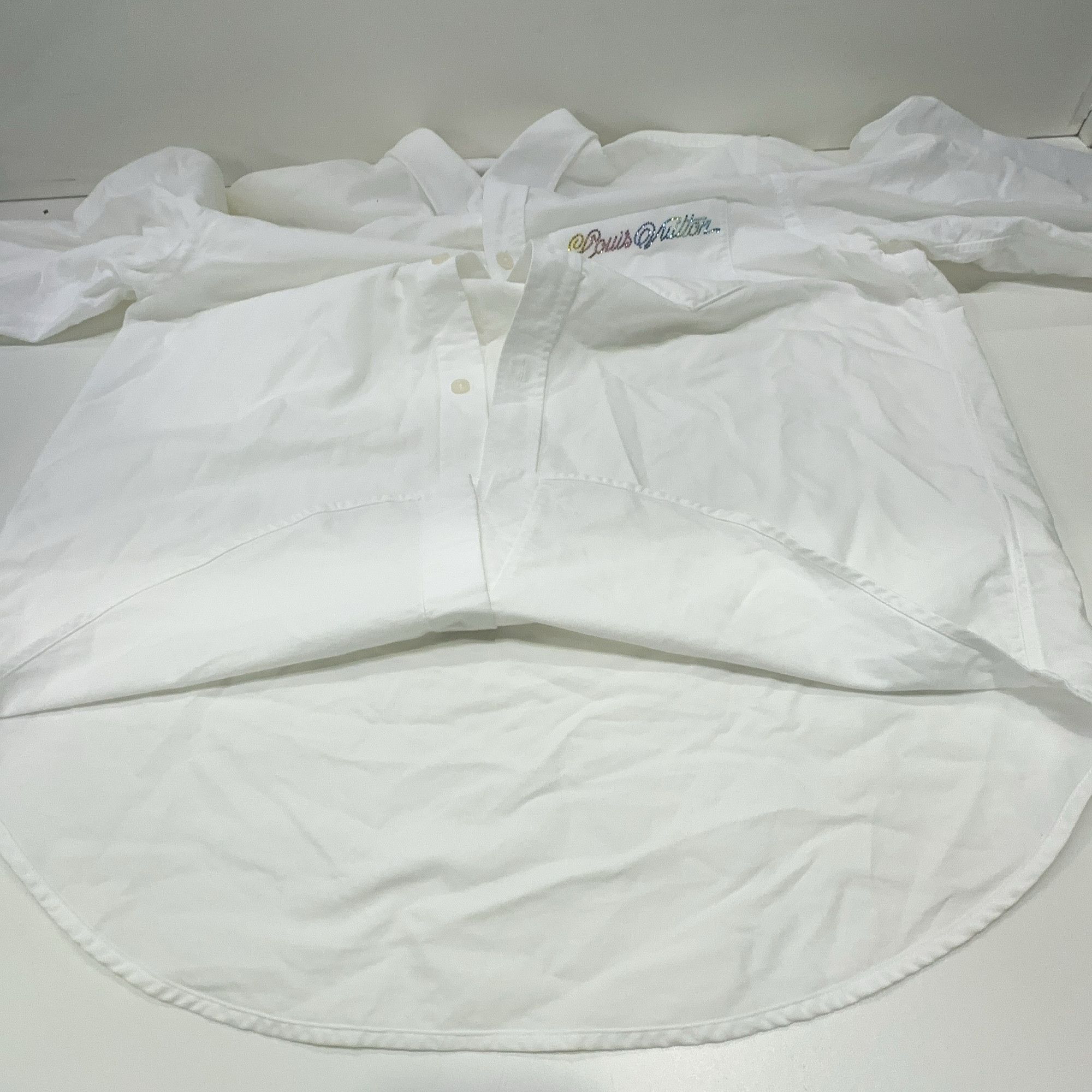 Louis Vuitton Louis Vuitton Script Logo Button Up Shirt Size L Size US L / EU 52-54 / 3 - 7 Thumbnail