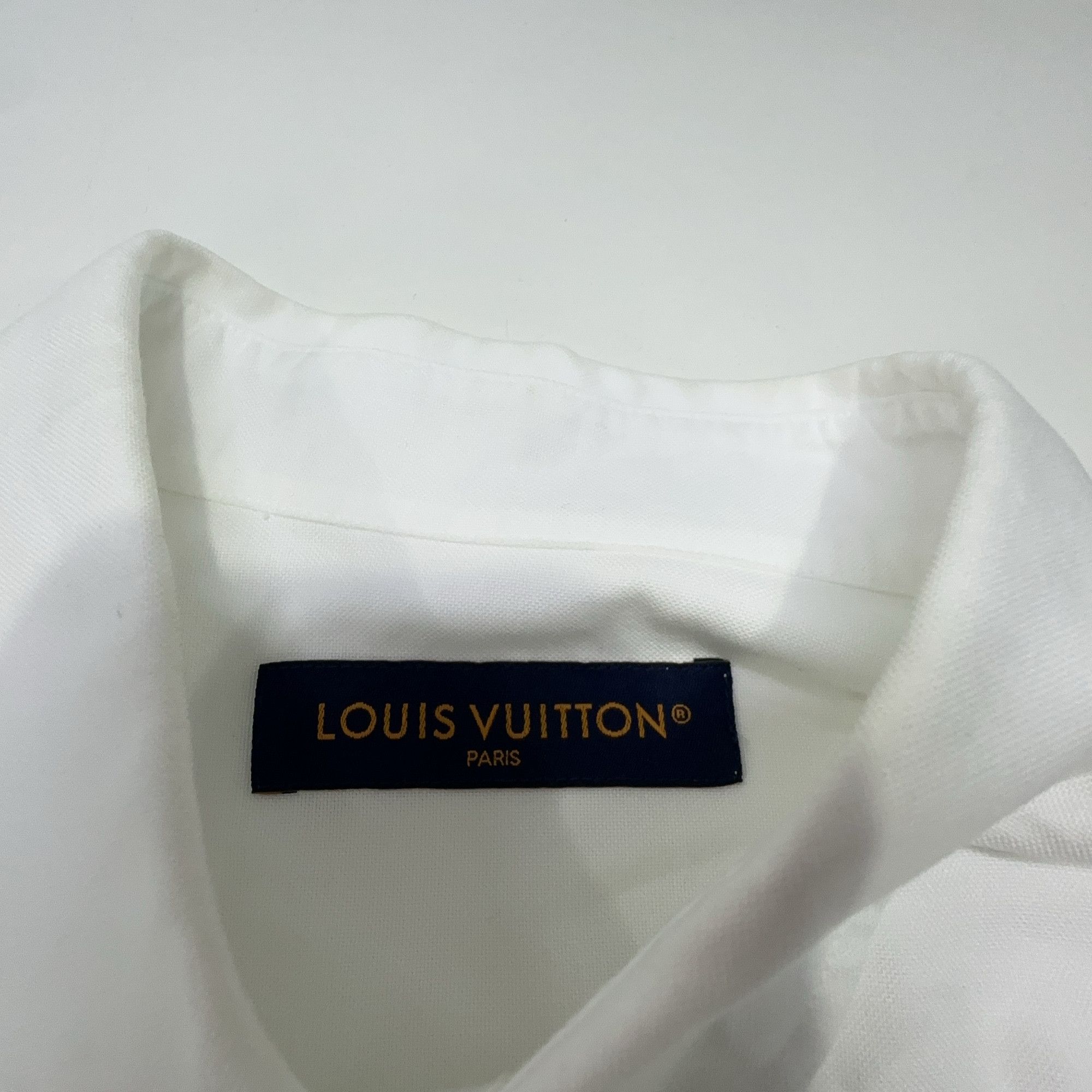 Louis Vuitton Louis Vuitton Script Logo Button Up Shirt Size L Size US L / EU 52-54 / 3 - 3 Thumbnail