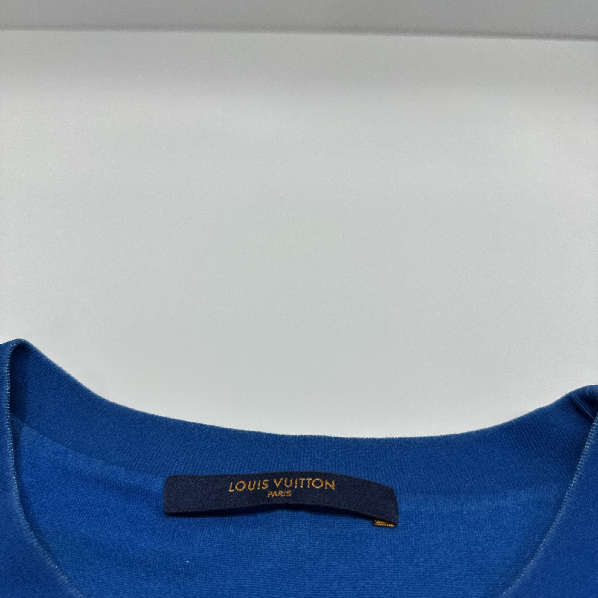 Louis Vuitton Louis Vuitton Heaven on Earth Clouds T-Shirt XL Size US XL / EU 56 / 4 - 3 Thumbnail