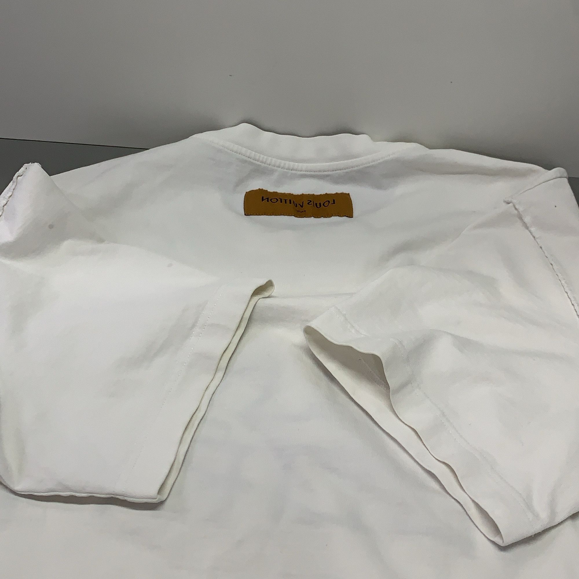 Louis Vuitton Louis Vuitton Graffiti Box Logo T-Shirt XL Size US XL / EU 56 / 4 - 12 Thumbnail