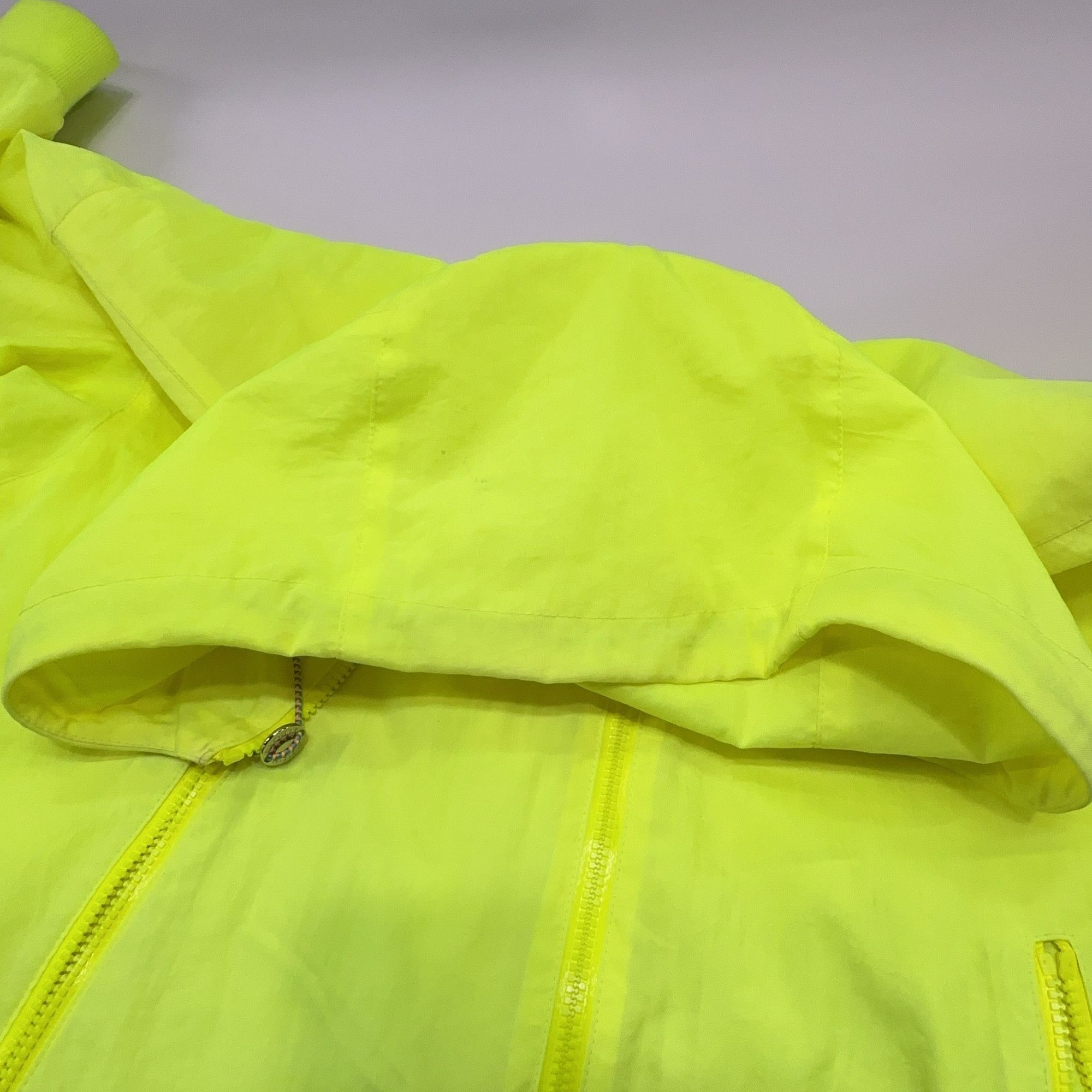 Louis Vuitton Louis Vuitton Neon Yellow Hooded Jacket 52 Size US L / EU 52-54 / 3 - 7 Thumbnail