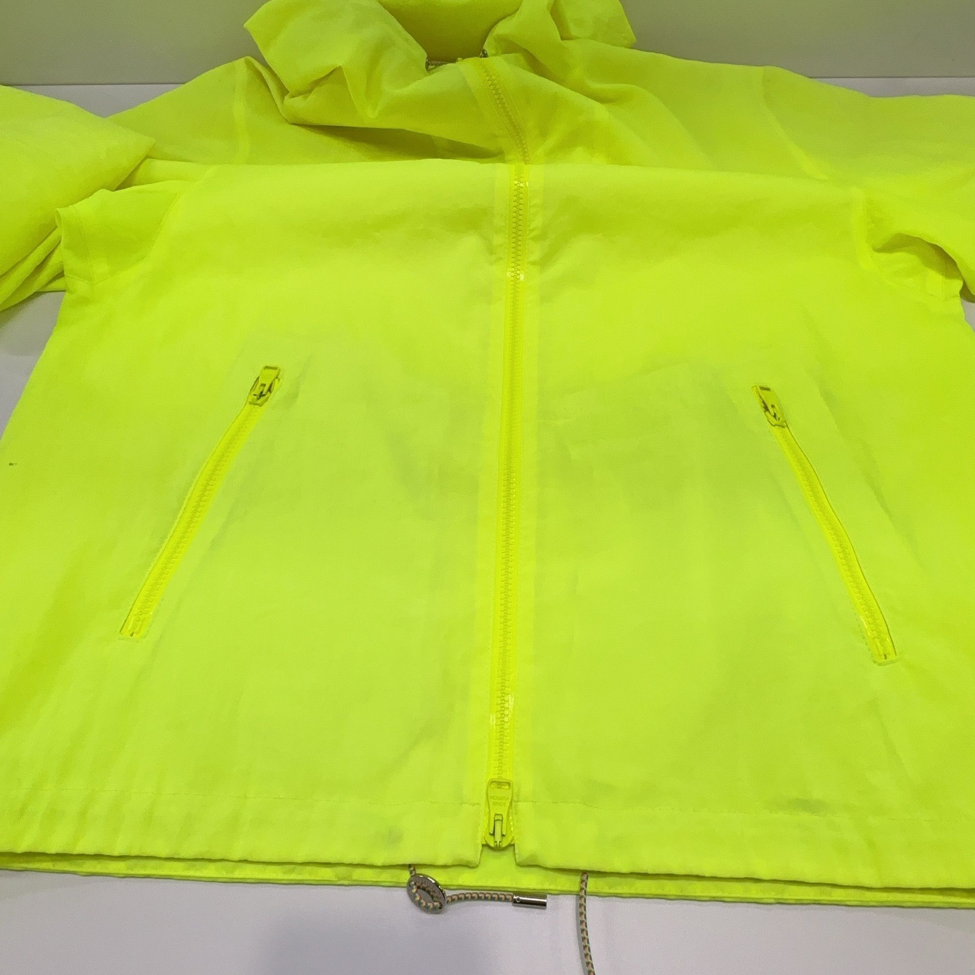 Louis Vuitton Louis Vuitton Neon Yellow Hooded Jacket 52 Size US L / EU 52-54 / 3 - 11 Thumbnail