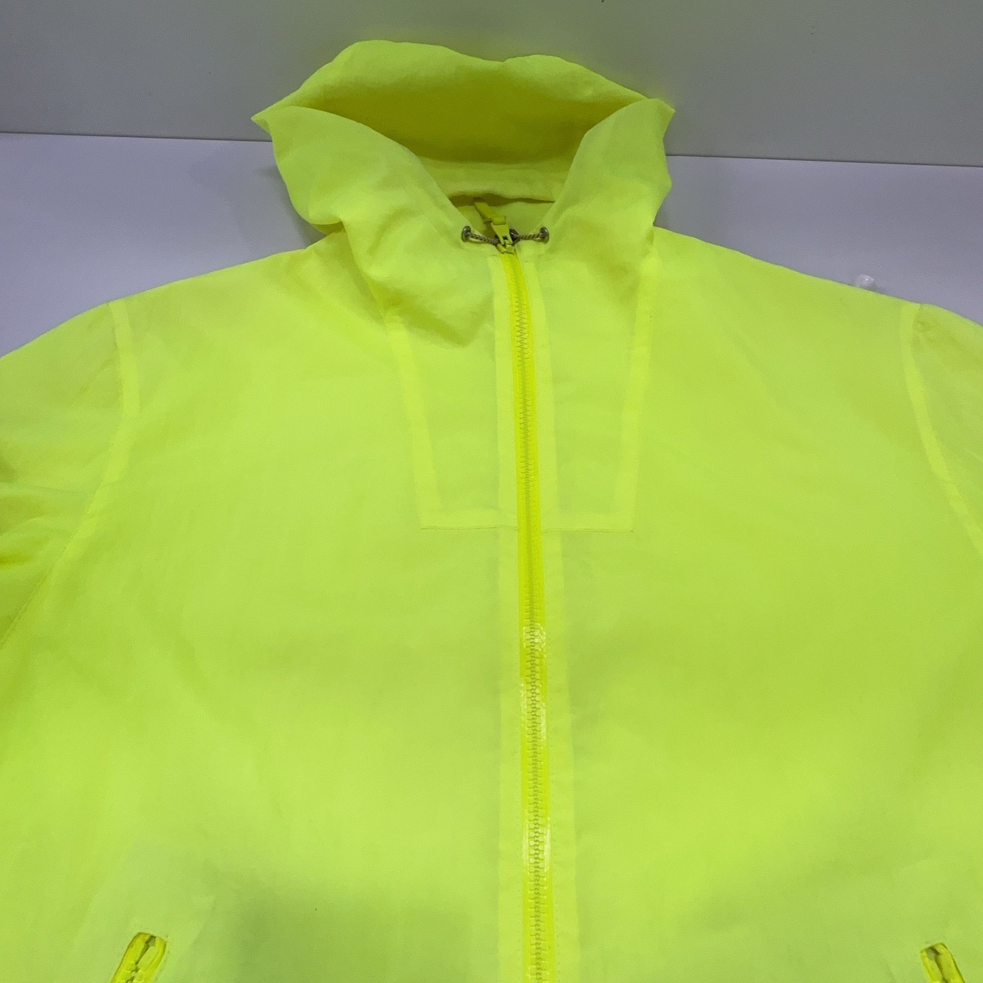 Louis Vuitton Louis Vuitton Neon Yellow Hooded Jacket 52 Size US L / EU 52-54 / 3 - 10 Thumbnail