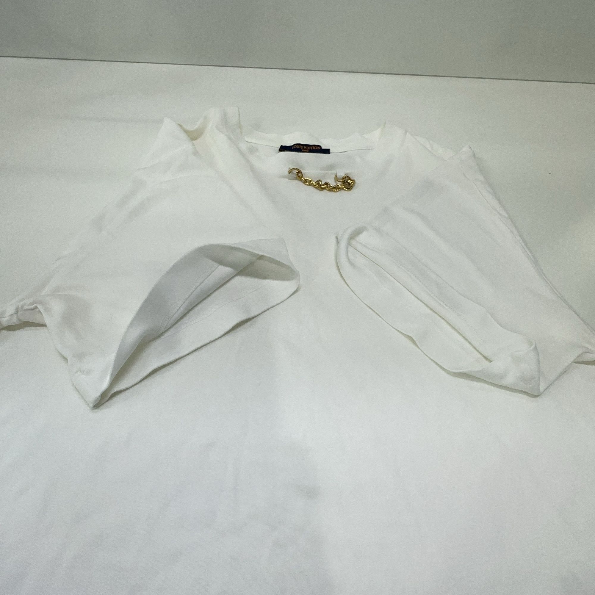 Louis Vuitton Louis Vuitton Chain Detail White T-Shirt S Size S / US 4 / IT 40 - 9 Thumbnail