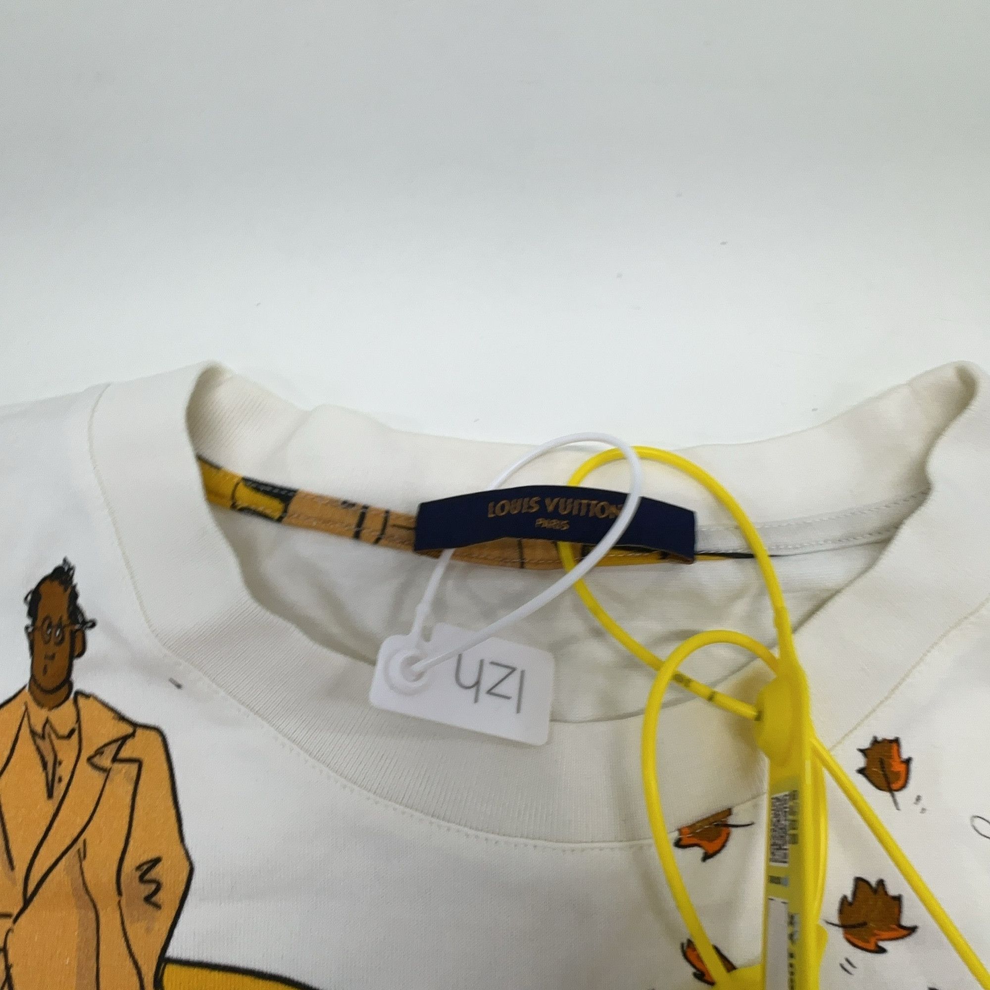 Louis Vuitton Louis Vuitton New Walkers Print T-Shirt L Size US L / EU 52-54 / 3 - 4 Thumbnail