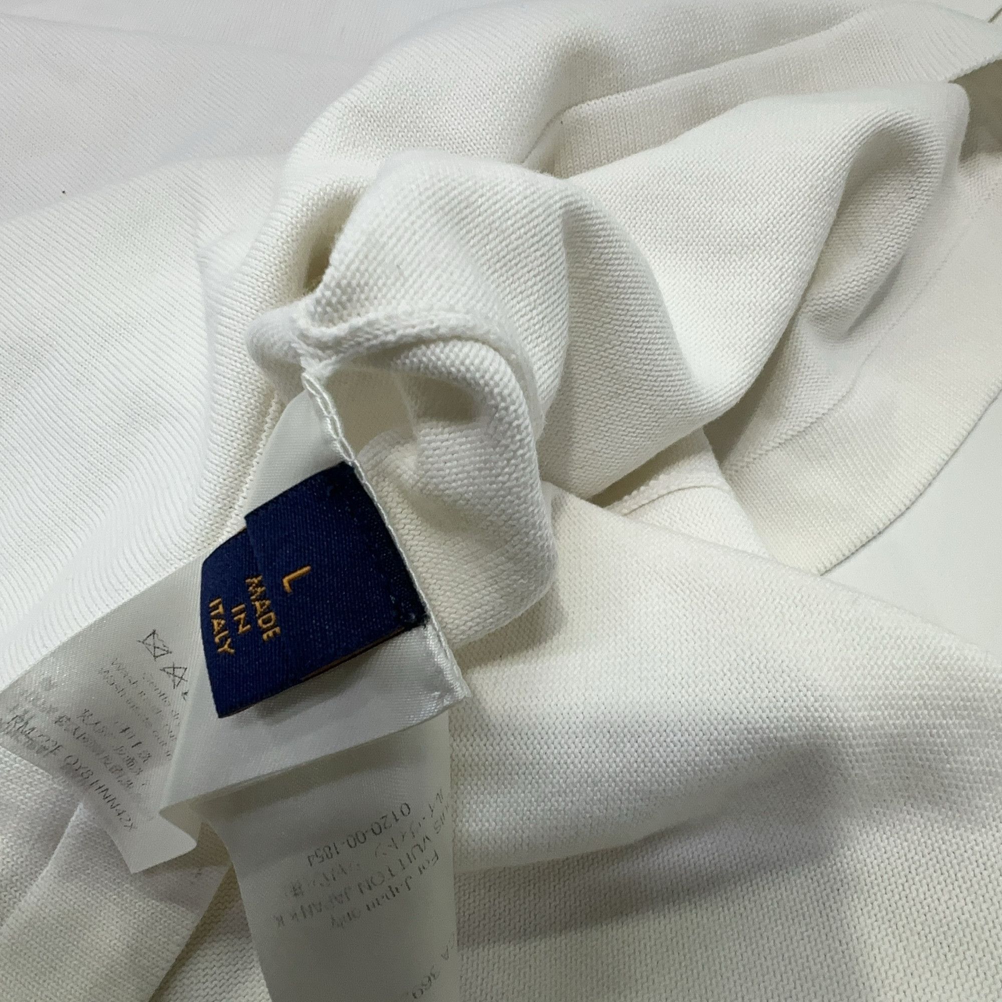 Louis Vuitton Louis Vuitton Logo Embroidered T-Shirt L Size US L / EU 52-54 / 3 - 5 Thumbnail