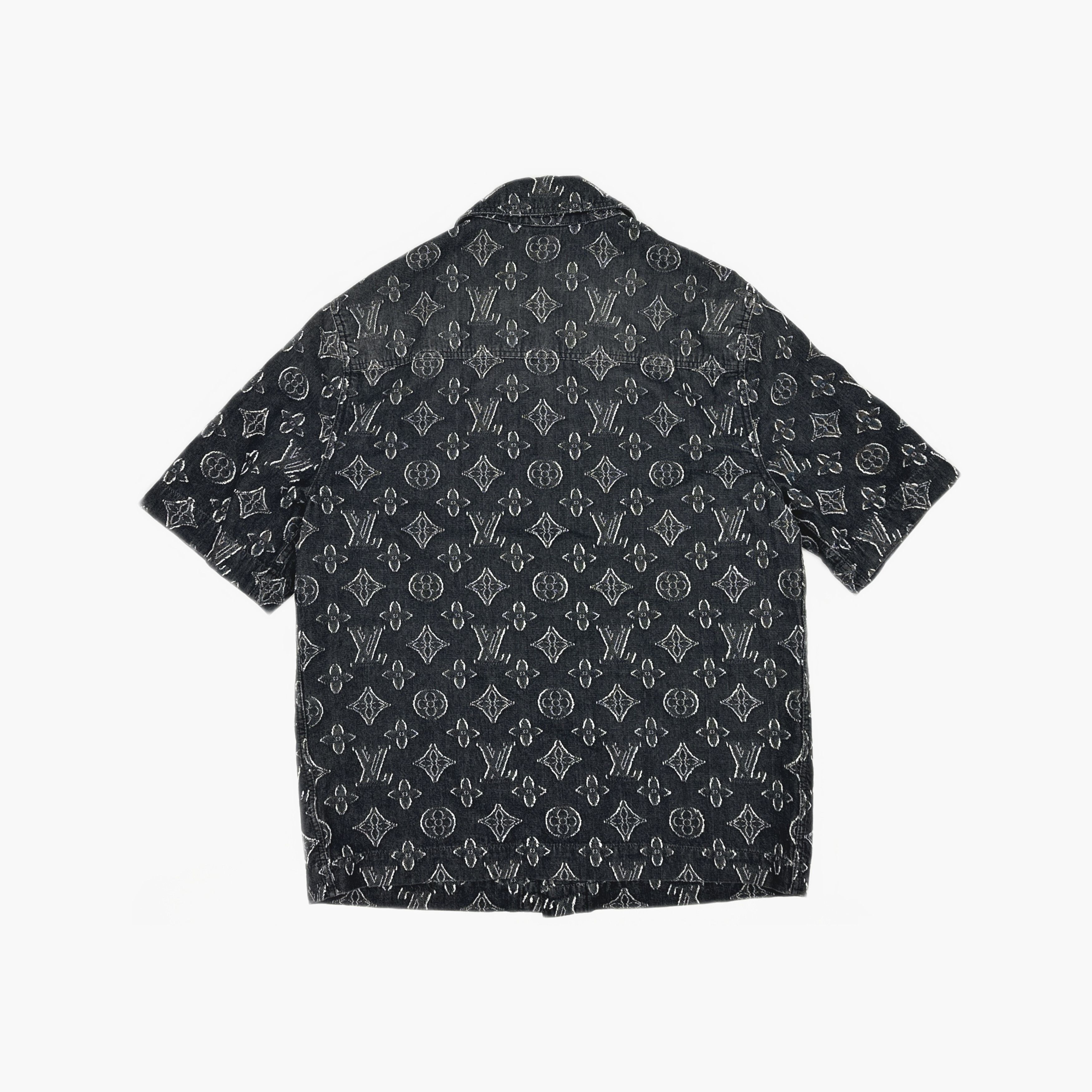 Louis Vuitton Louis Vuitton Monogram Denim Shirt L Size US L / EU 52-54 / 3 - 2 Thumbnail