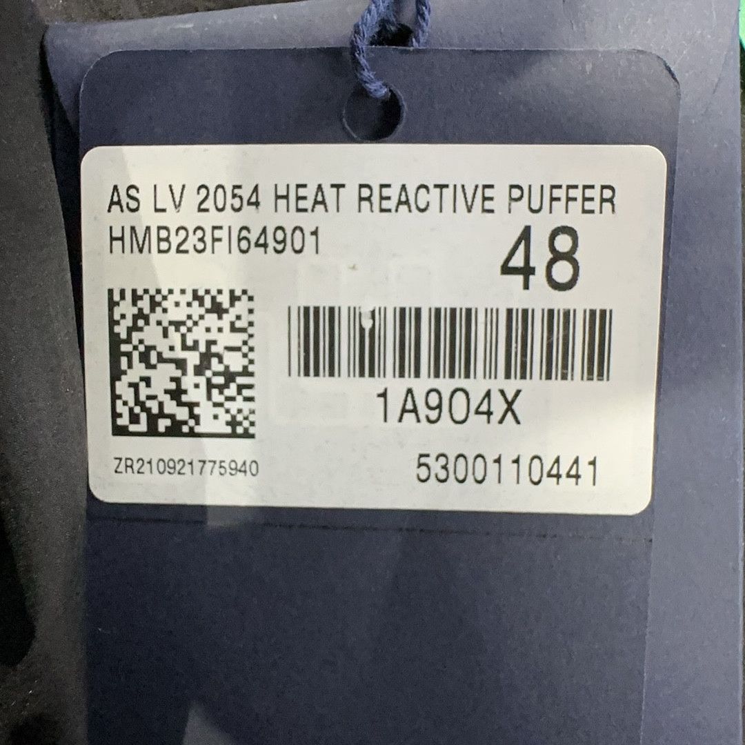 Louis Vuitton Louis Vuitton 2054 Heat Reactive Puffer Size 48 Size US M / EU 48-50 / 2 - 4 Thumbnail
