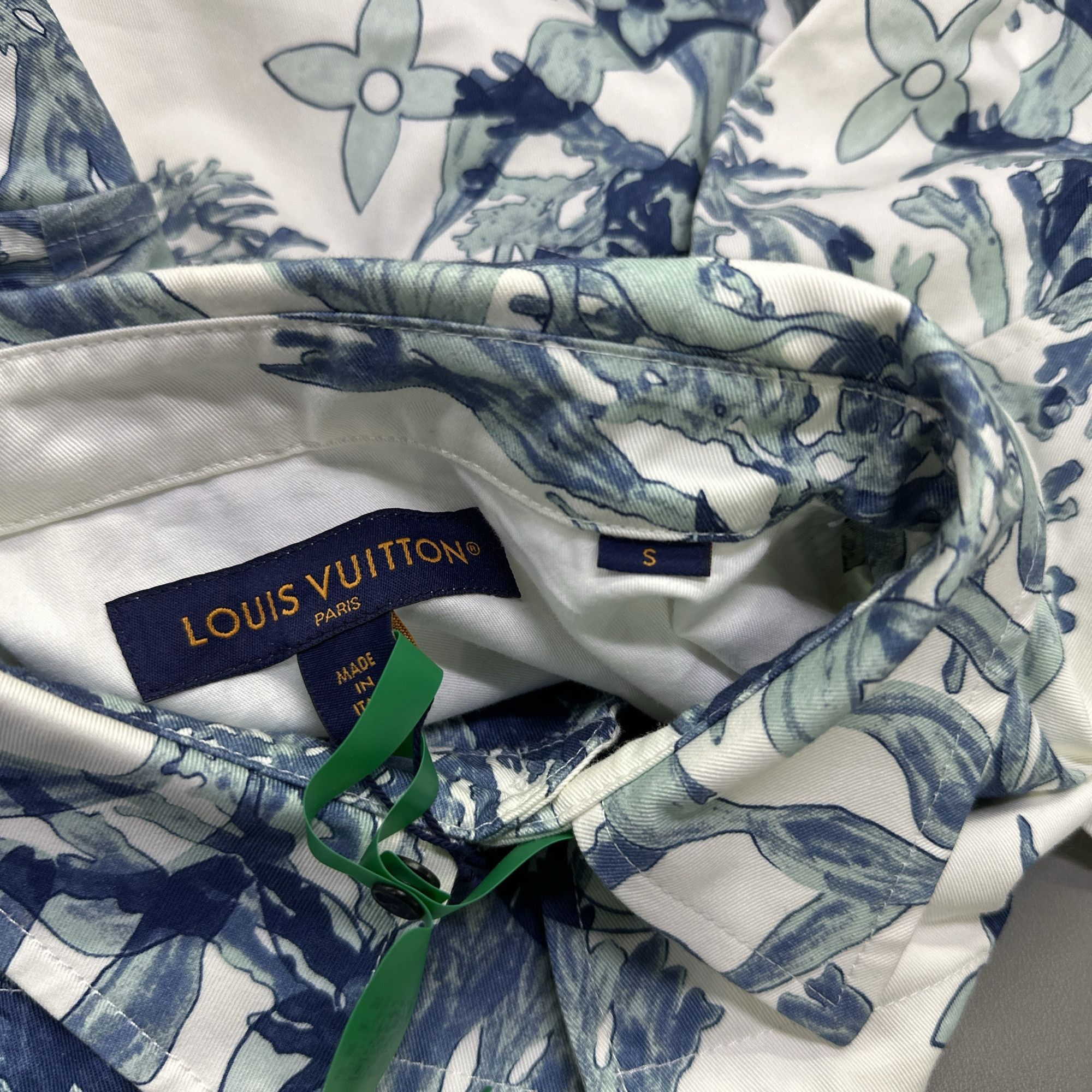 Louis Vuitton Louis Vuitton SS23 Monogram Print Shirt Size S Size US S / EU 44-46 / 1 - 3 Thumbnail