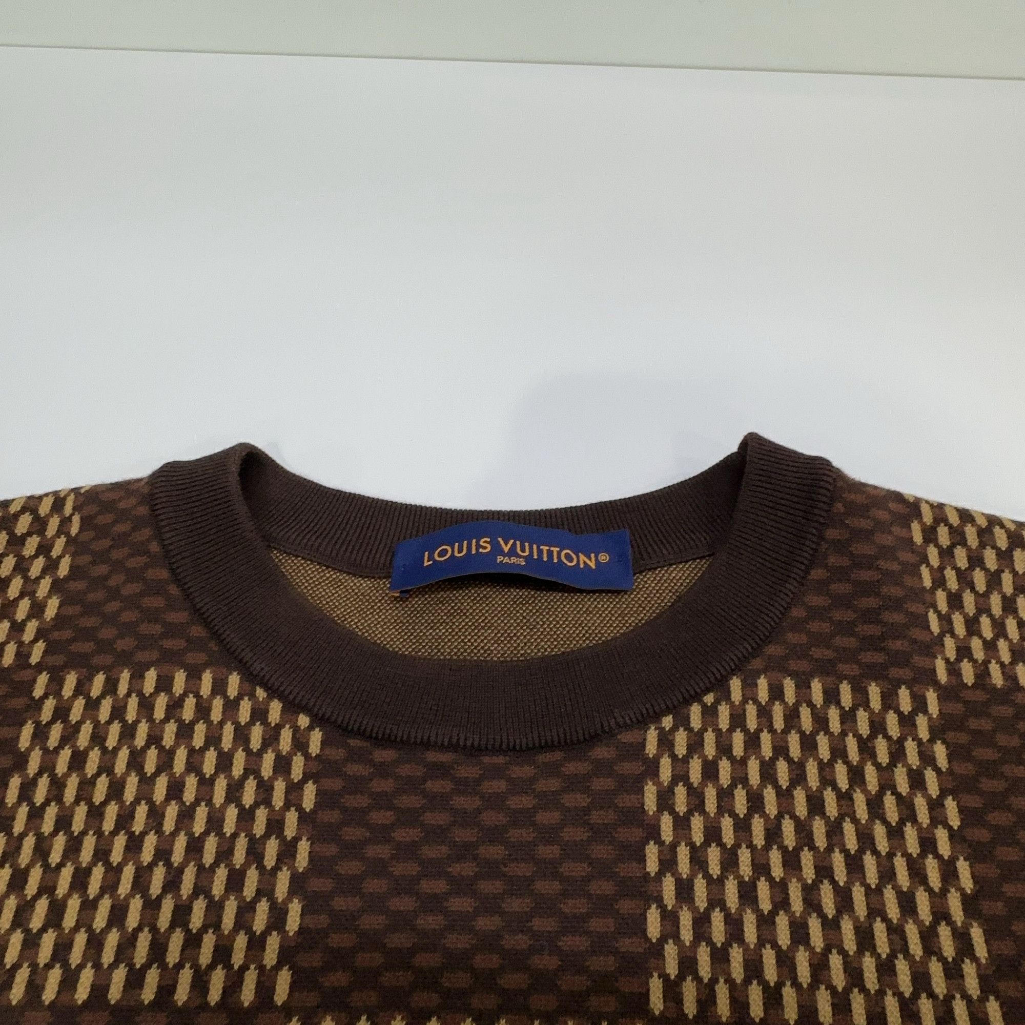 Louis Vuitton Louis Vuitton Crystal LV Patch Damier T-Shirt Size L Size US L / EU 52-54 / 3 - 8 Thumbnail