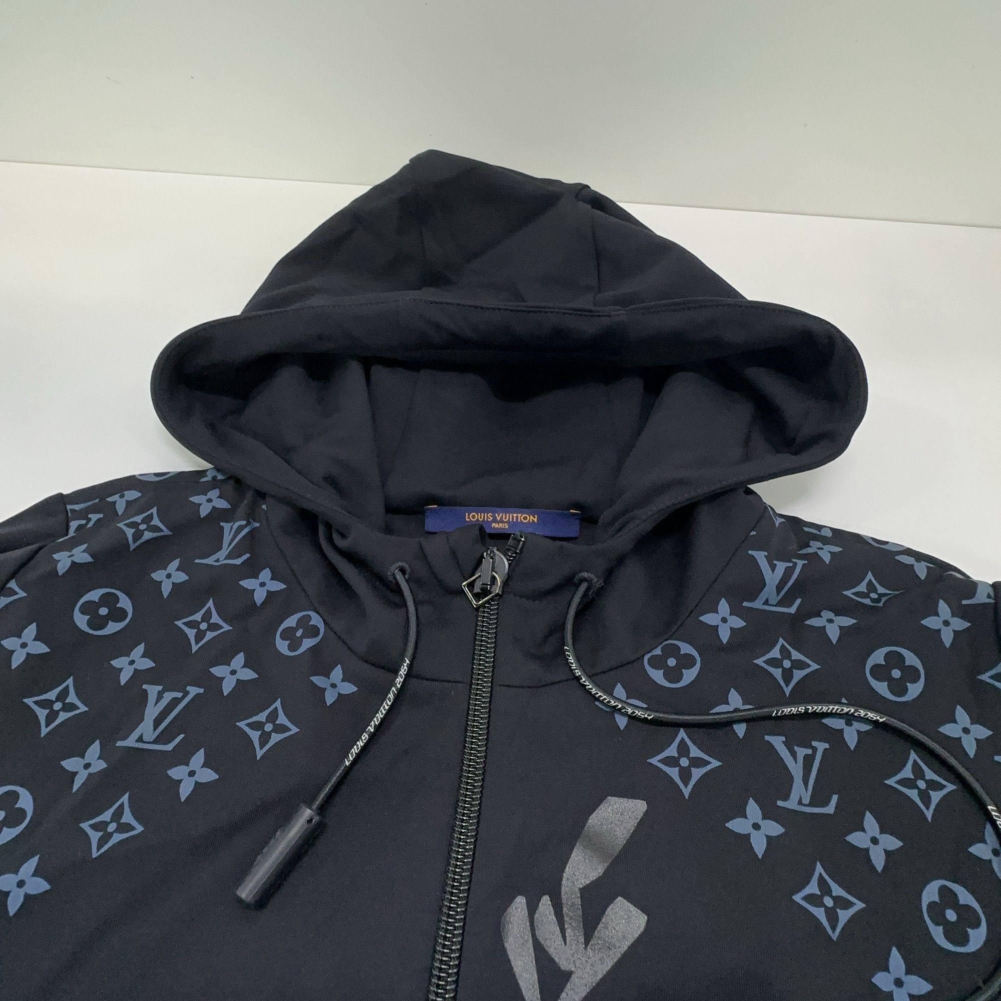 Louis Vuitton Louis Vuitton Monogram Zip-Up Hoodie Size M Size US M / EU 48-50 / 2 - 5 Thumbnail