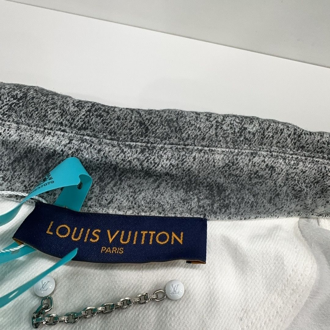 Louis Vuitton Louis Vuitton Monogram Gradient Denim Shirt XL Size US XL / EU 56 / 4 - 5 Thumbnail
