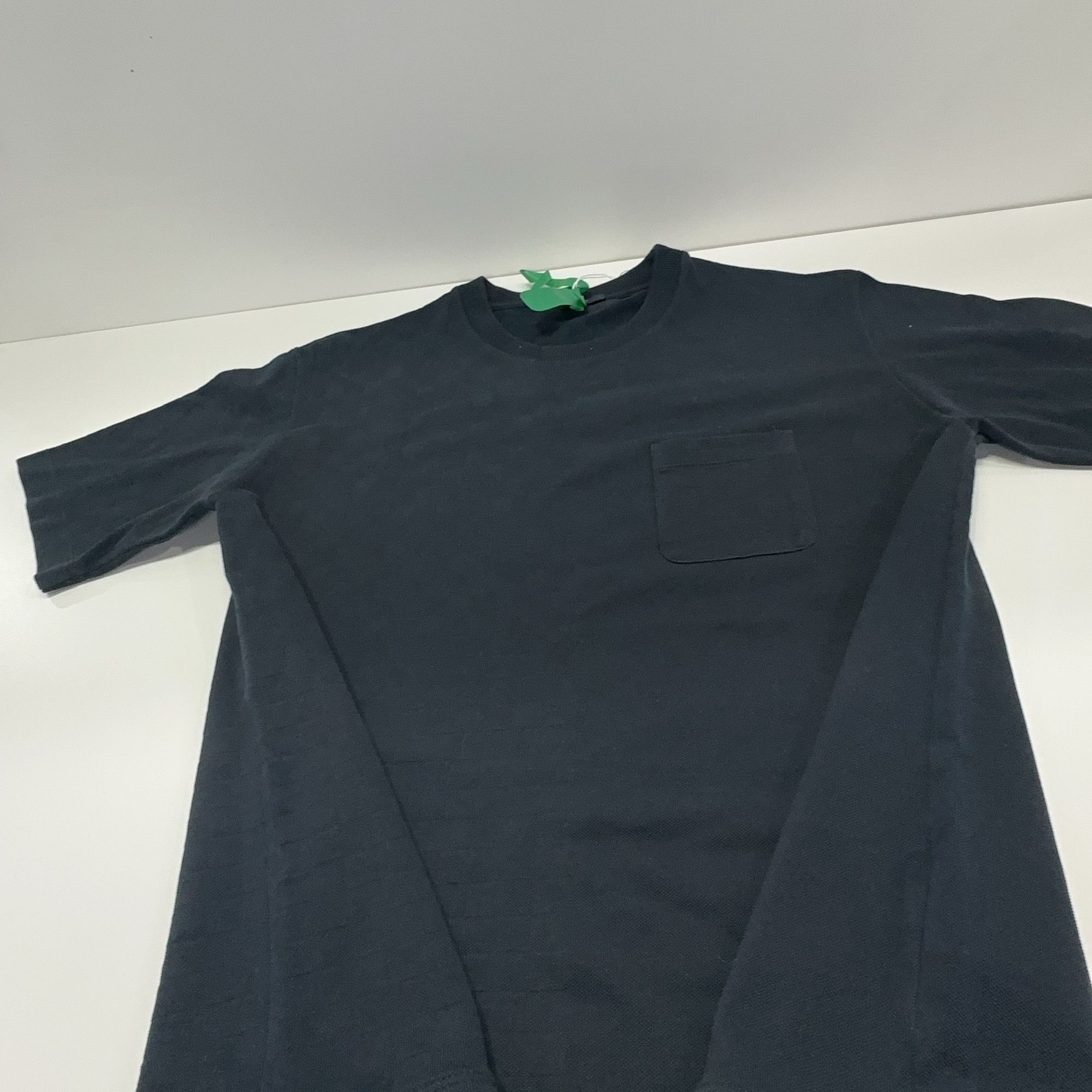 Louis Vuitton Louis Vuitton Pocket Short Sleeve T-Shirt L Size US L / EU 52-54 / 3 - 10 Thumbnail