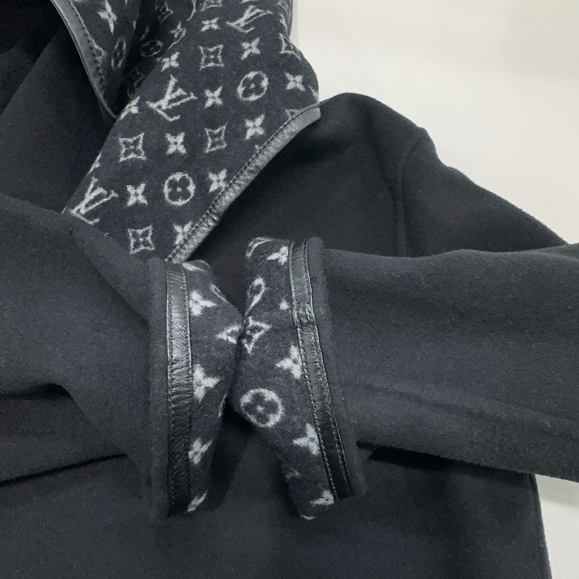 Louis Vuitton Louis Vuitton Monogram Print Hooded Coat 38 Size S / US 4 / IT 40 - 6 Thumbnail