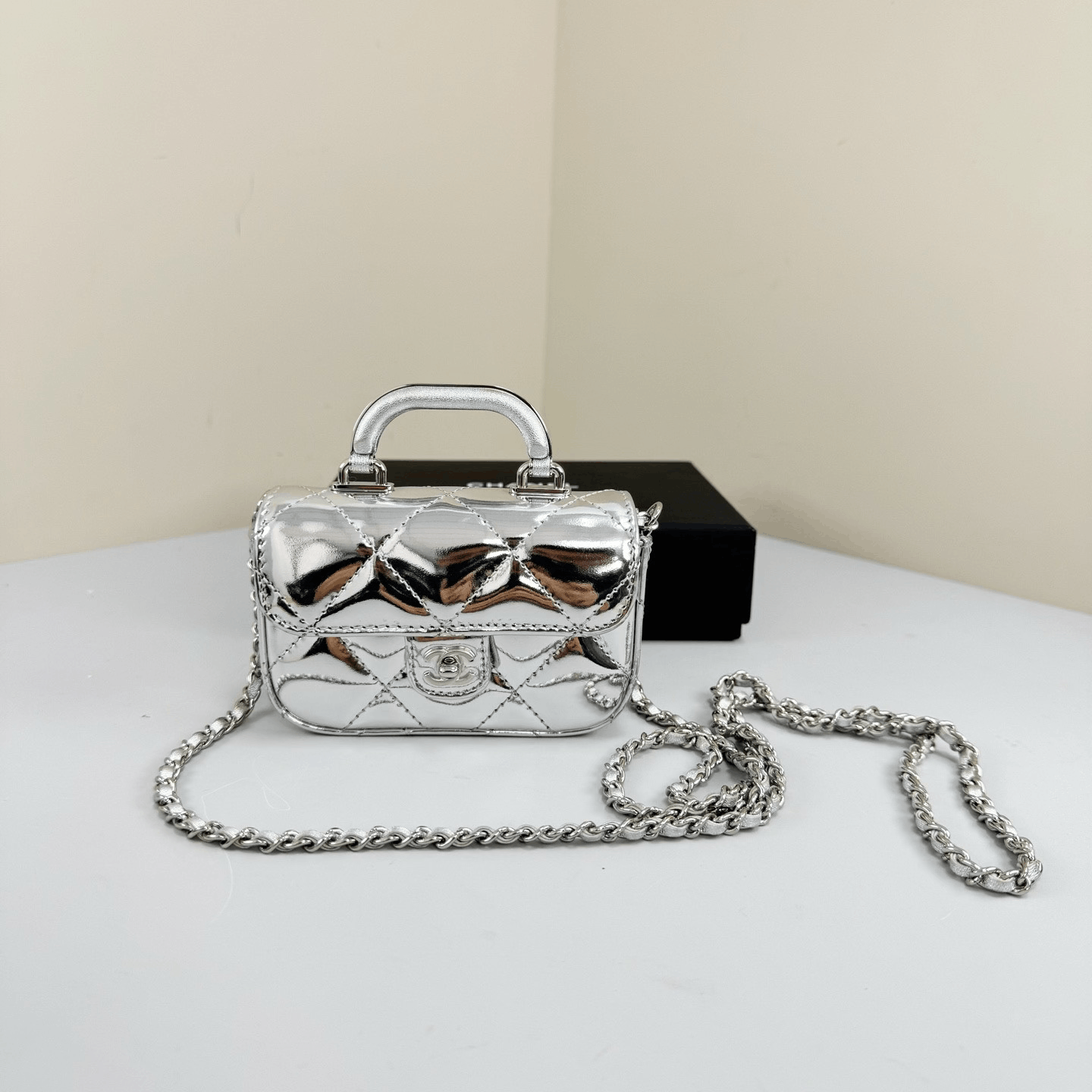 Chanel Chanel 25k Silver Handle Mini Flap Bag Size ONE SIZE - 3 Thumbnail