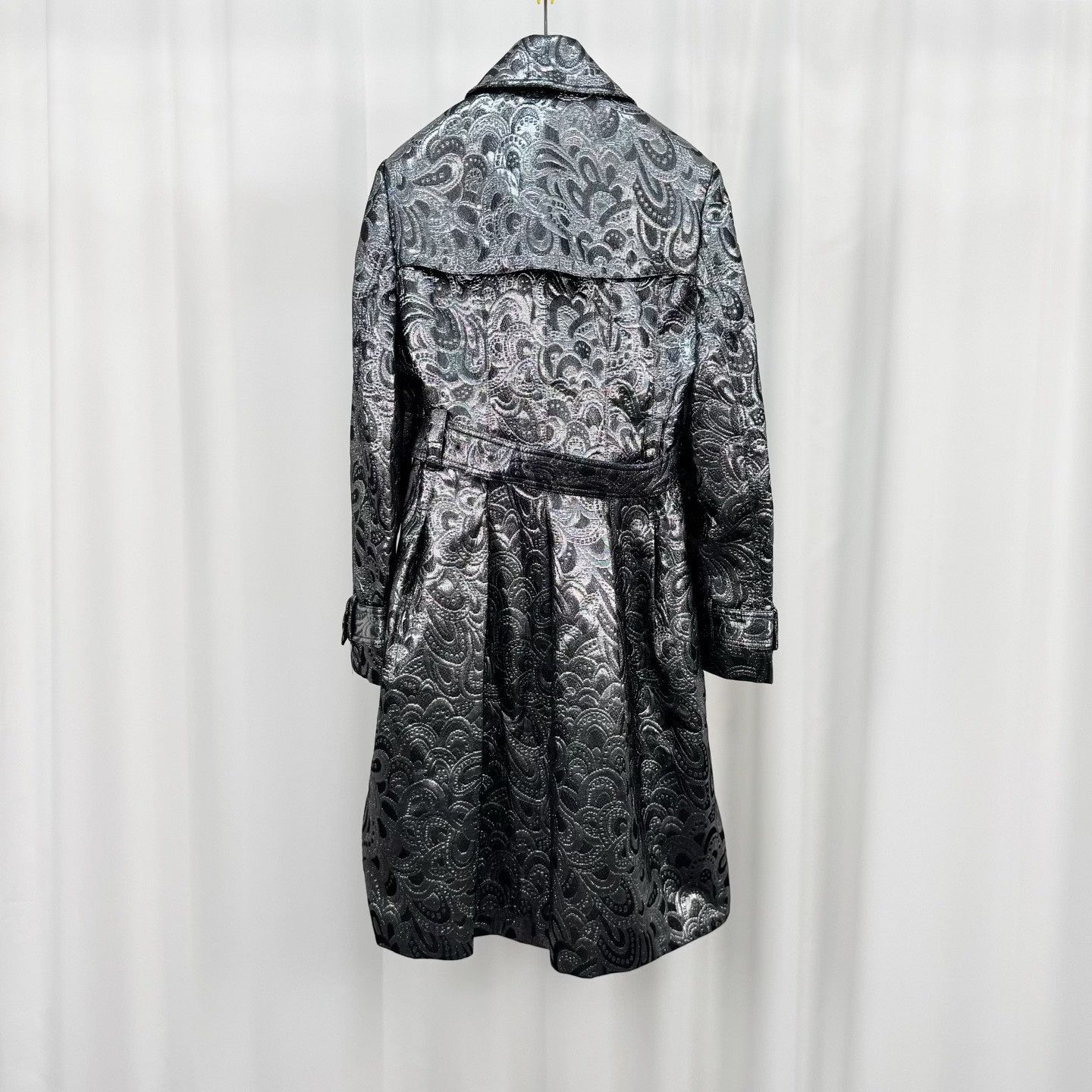 Burberry Burberry Double-Breasted Jacquard Trench Coat Size M / US 6-8 / IT 42-44 - 2 Thumbnail