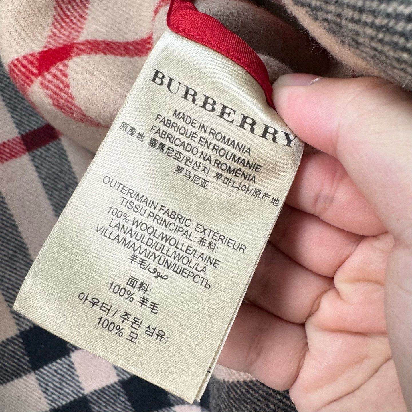 Burberry Burberry Check Lining Horn Button Wool Coat Size M / US 6-8 / IT 42-44 - 7 Thumbnail