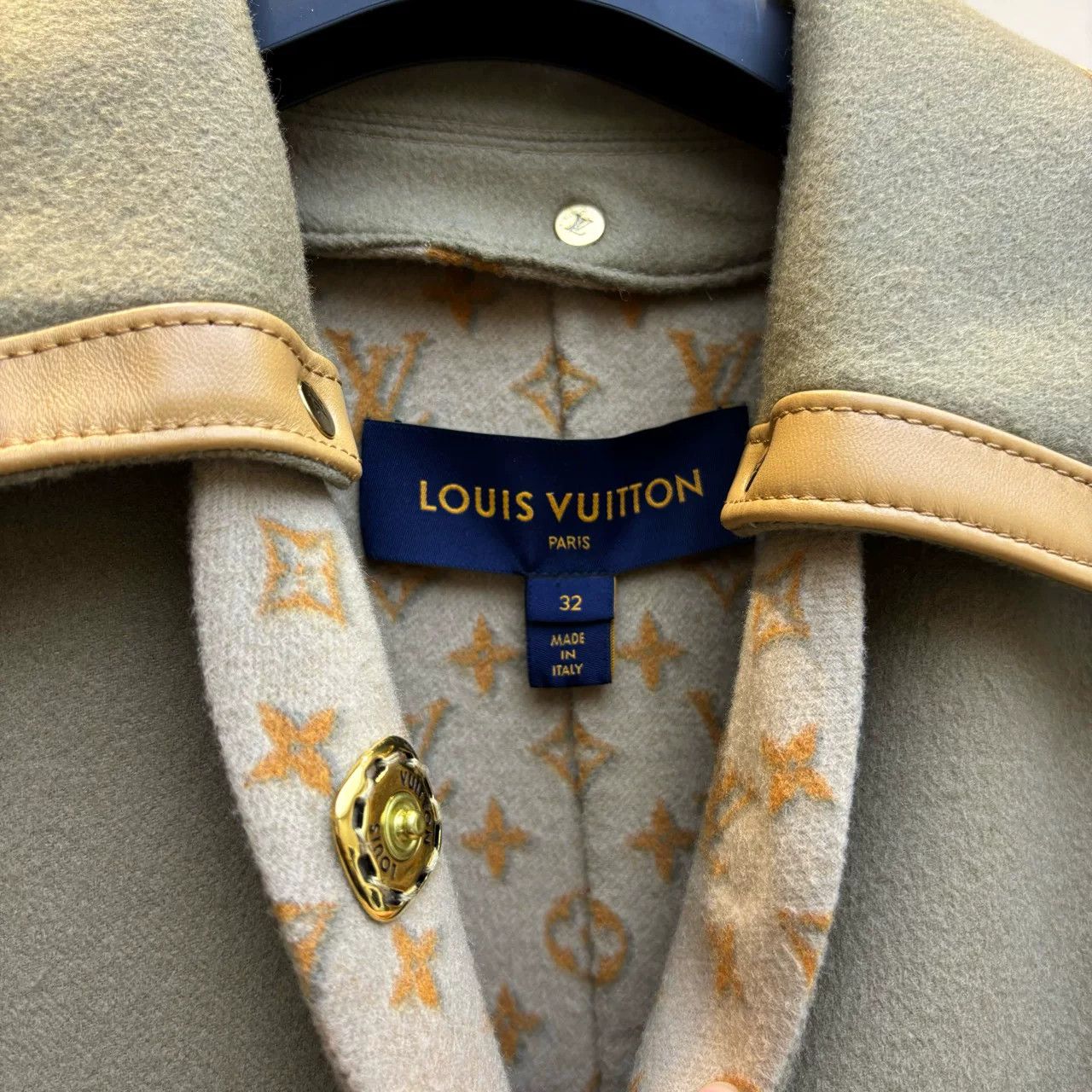 Louis Vuitton Louis Vuitton FW23 Detachable Collar Coat Size M / US 6-8 / IT 42-44 - 3 Thumbnail
