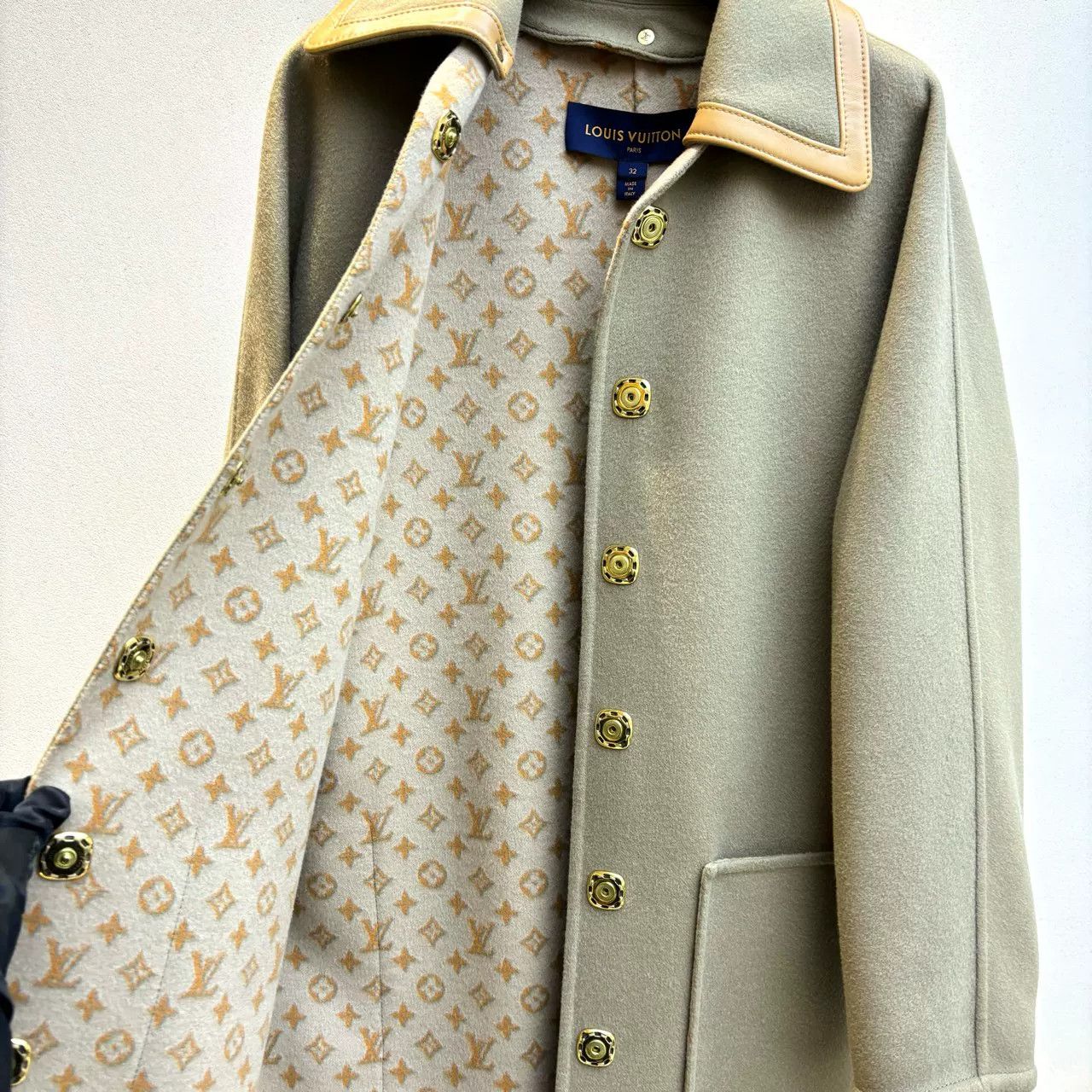 Louis Vuitton Louis Vuitton FW23 Detachable Collar Coat Size M / US 6-8 / IT 42-44 - 7 Thumbnail