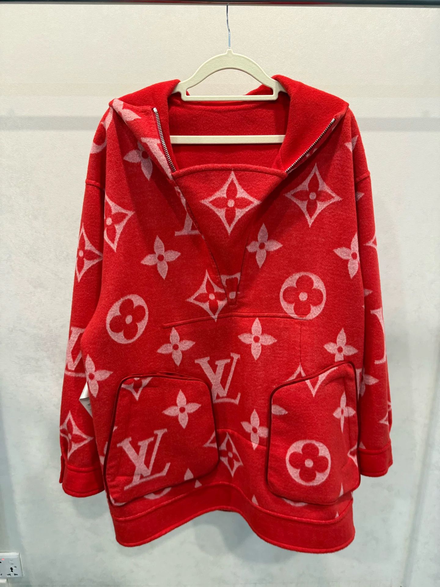 Louis Vuitton Louis Vuitton Red Hoodie with Trim Size US M / EU 48-50 / 2 - 2 Thumbnail