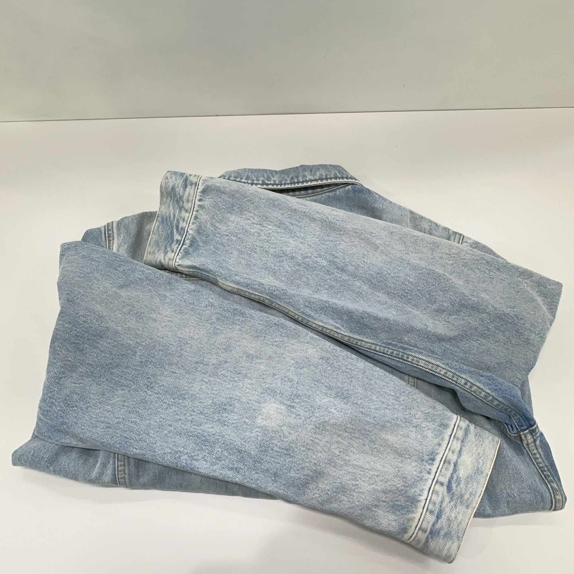 Louis Vuitton Louis Vuitton Light Wash Denim Jacket 50 Size US M / EU 48-50 / 2 - 12 Thumbnail