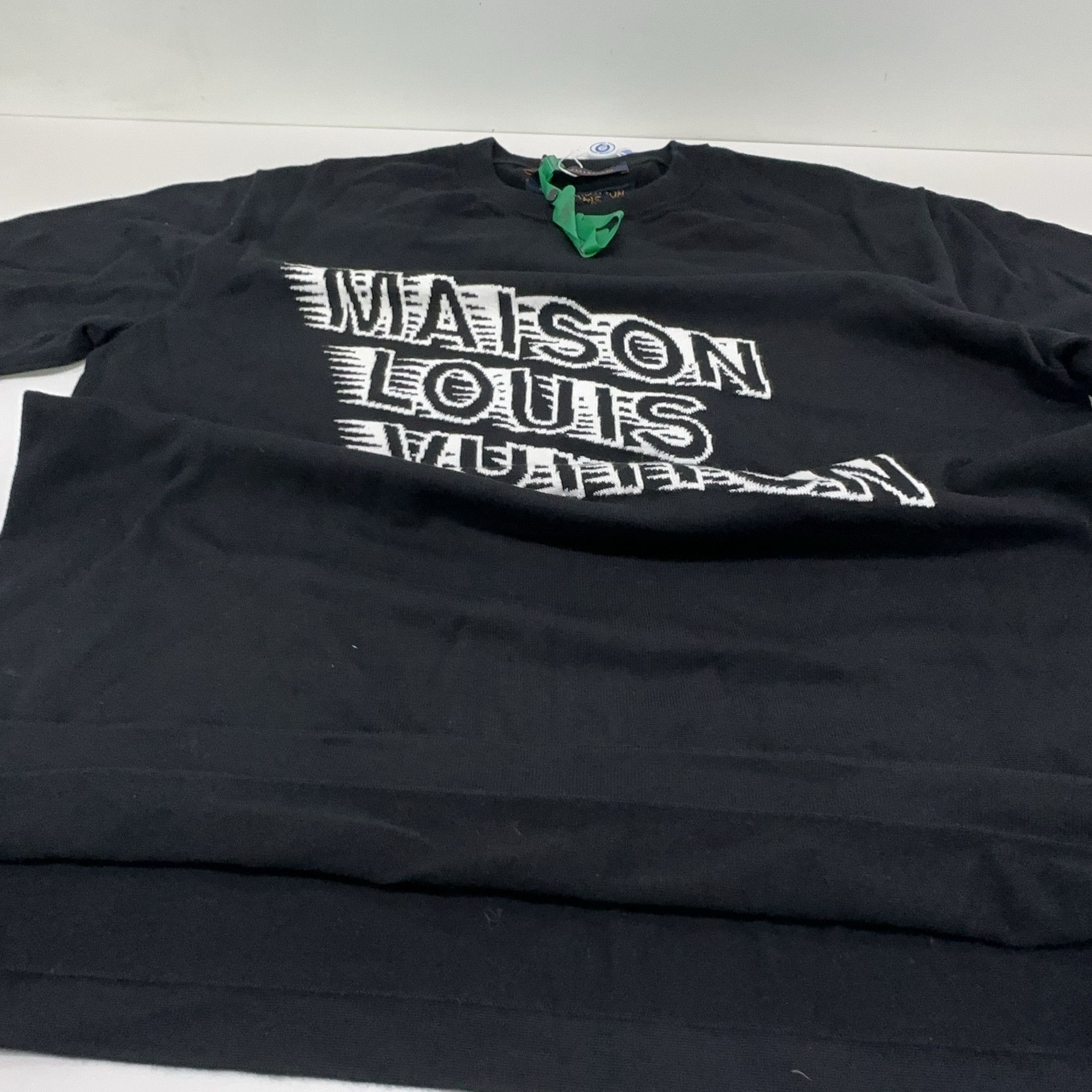 Louis Vuitton Louis Vuitton Logo Print T-Shirt Size S Size US S / EU 44-46 / 1 - 6 Thumbnail